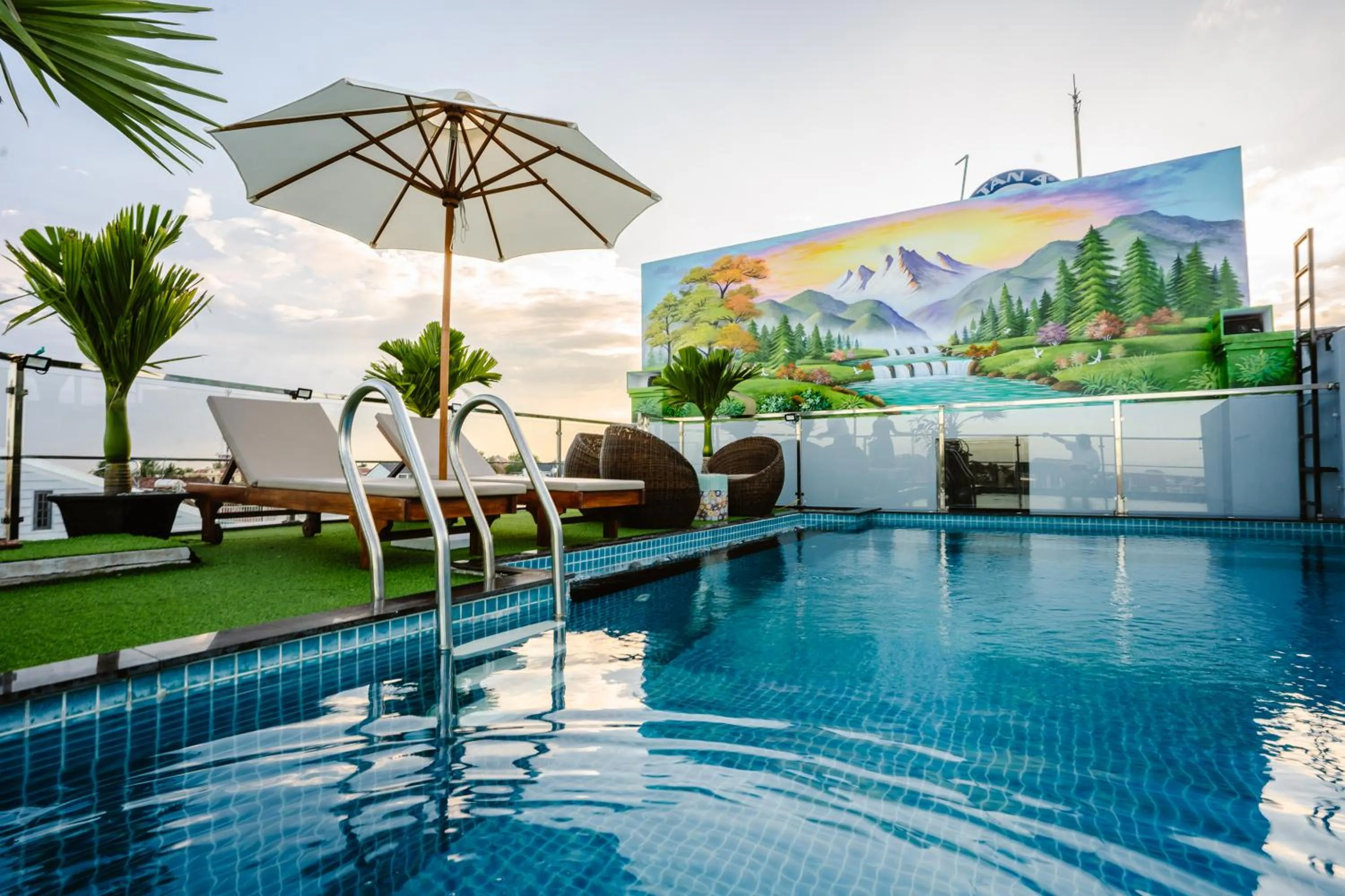 Swimming pool in Quang Vinh Apartment and Hotel Hoi An