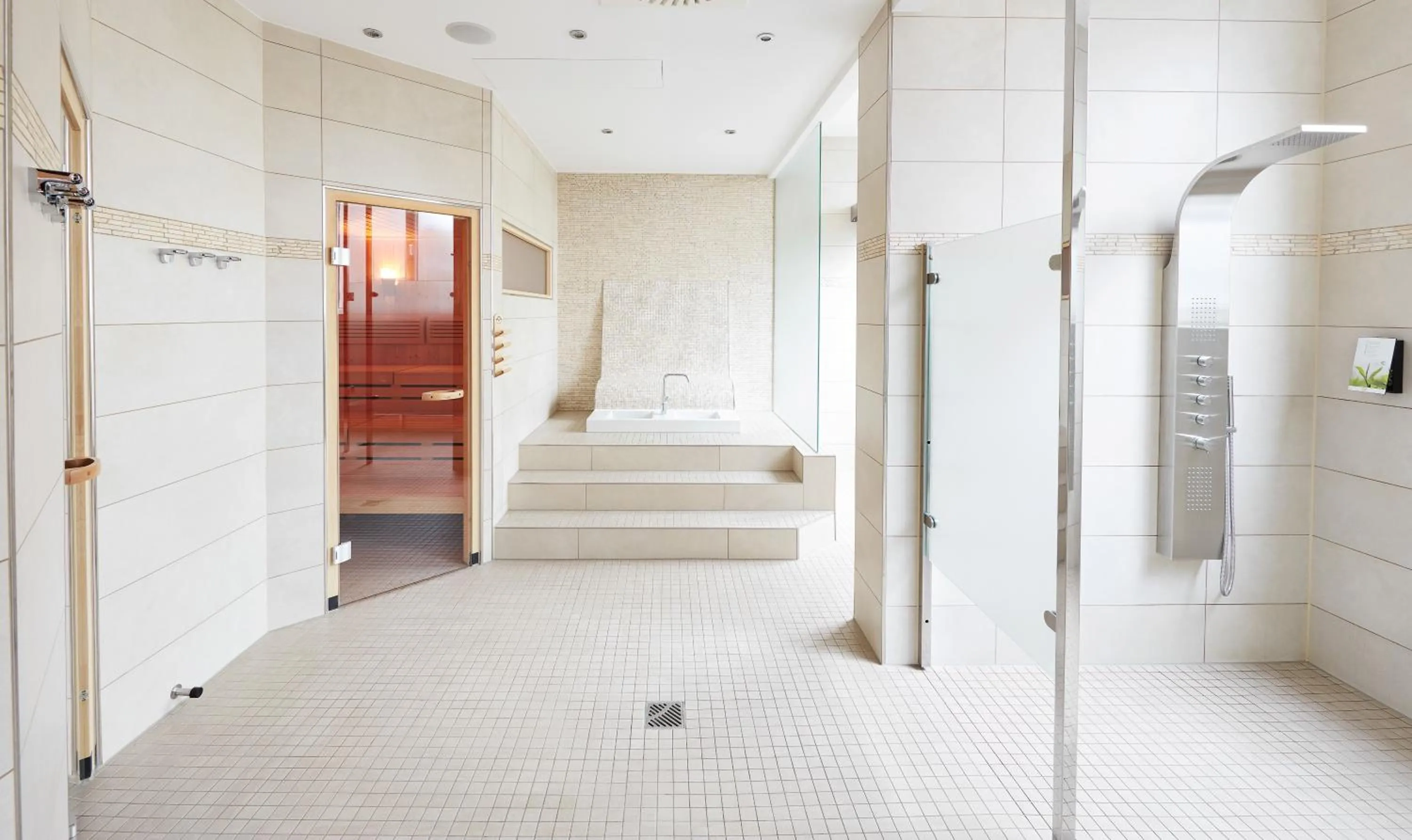 Sauna, Bed in Living Hotel Weißensee