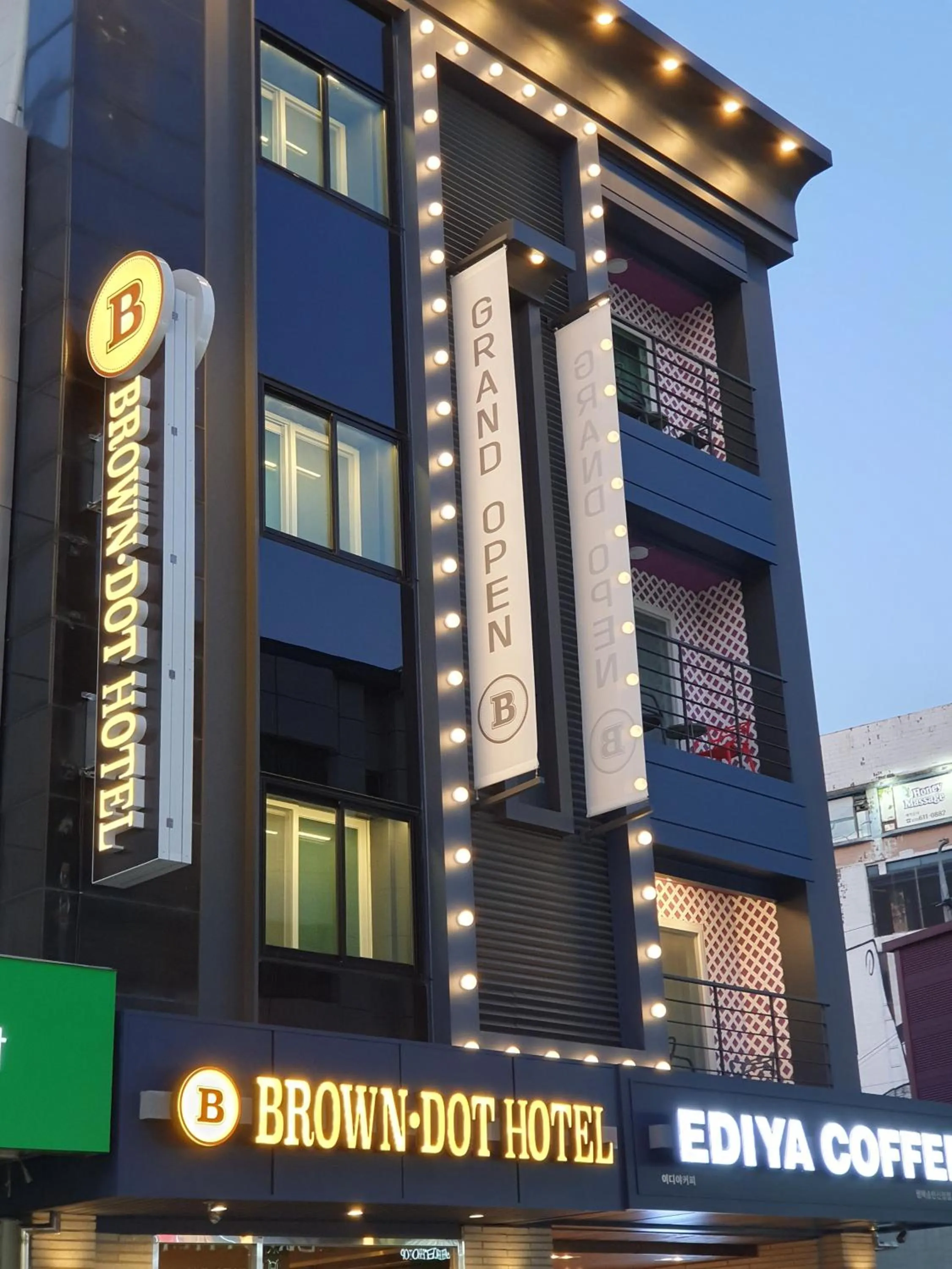 Property building in Browndot hotel songtan