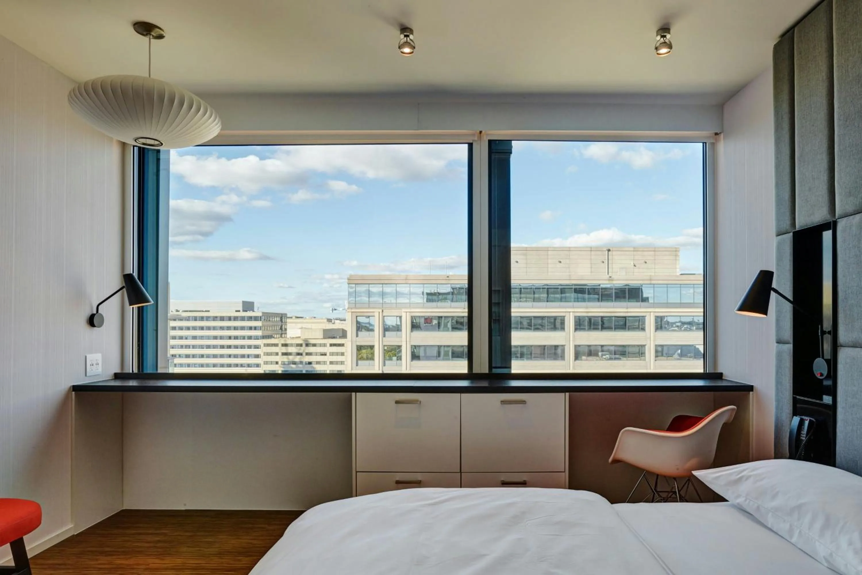 Bedroom, Bed in citizenM Washington Capital