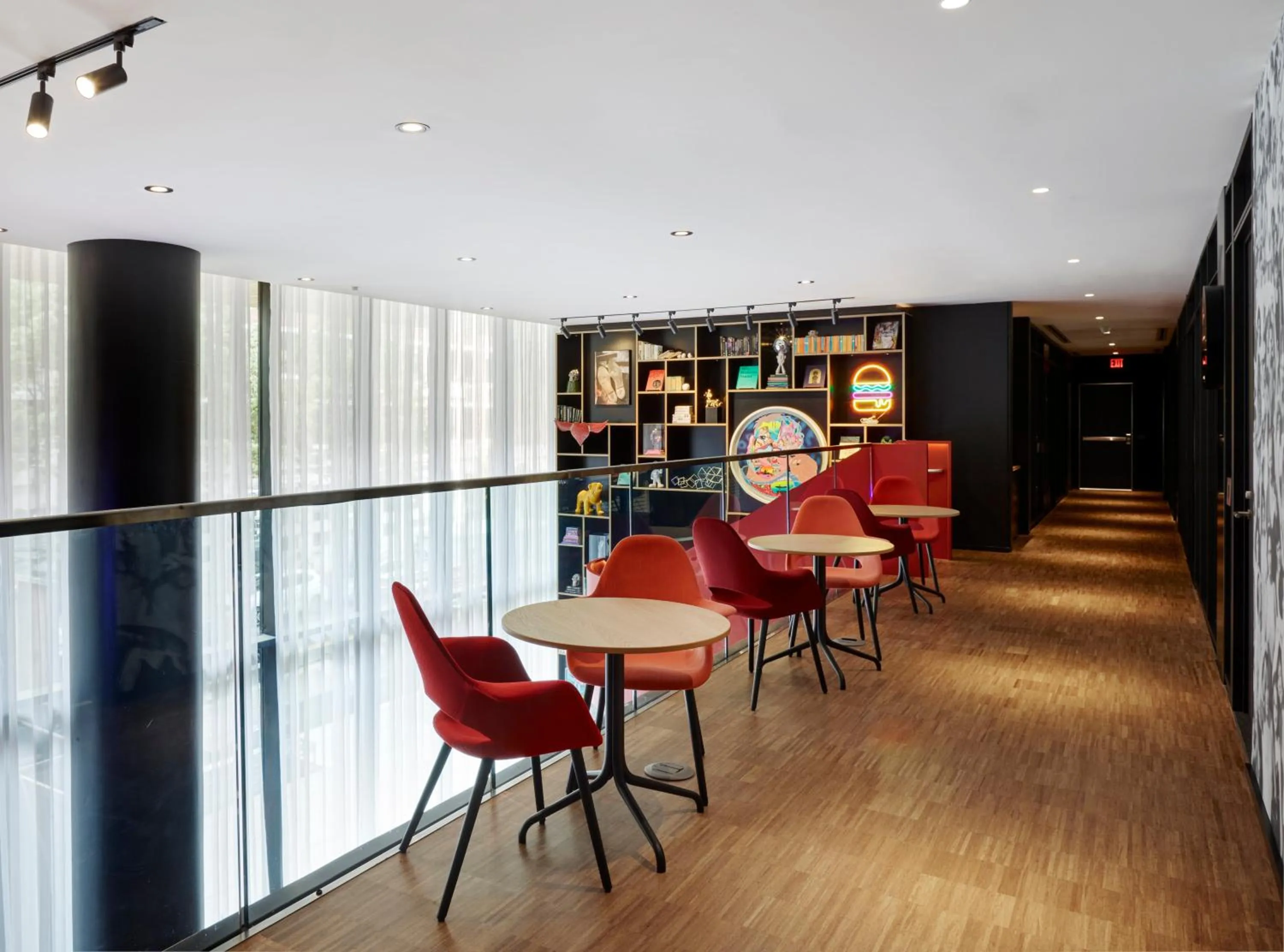Lobby or reception in citizenM Washington Capital