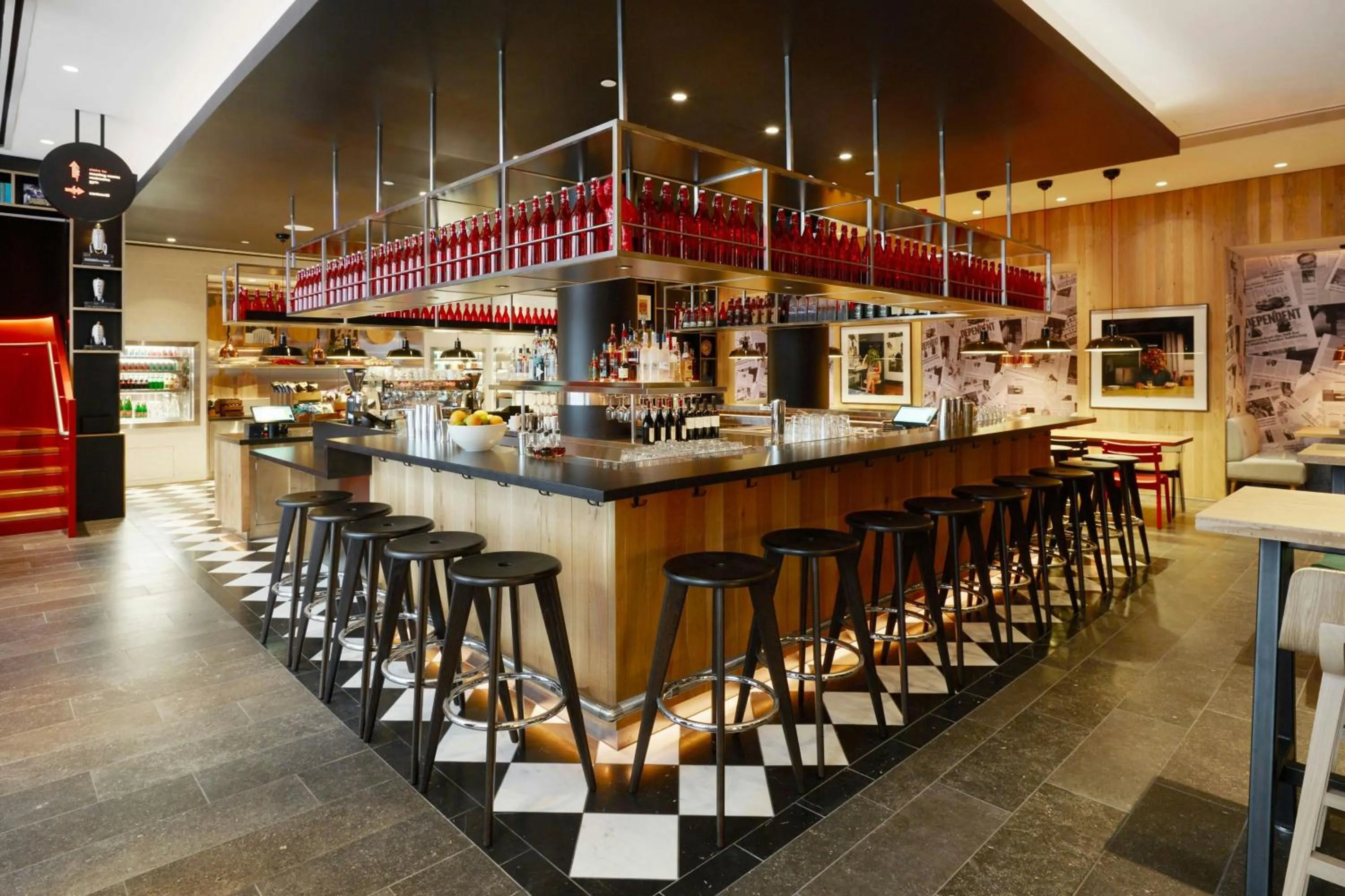 Restaurant/places to eat in citizenM Washington Capital
