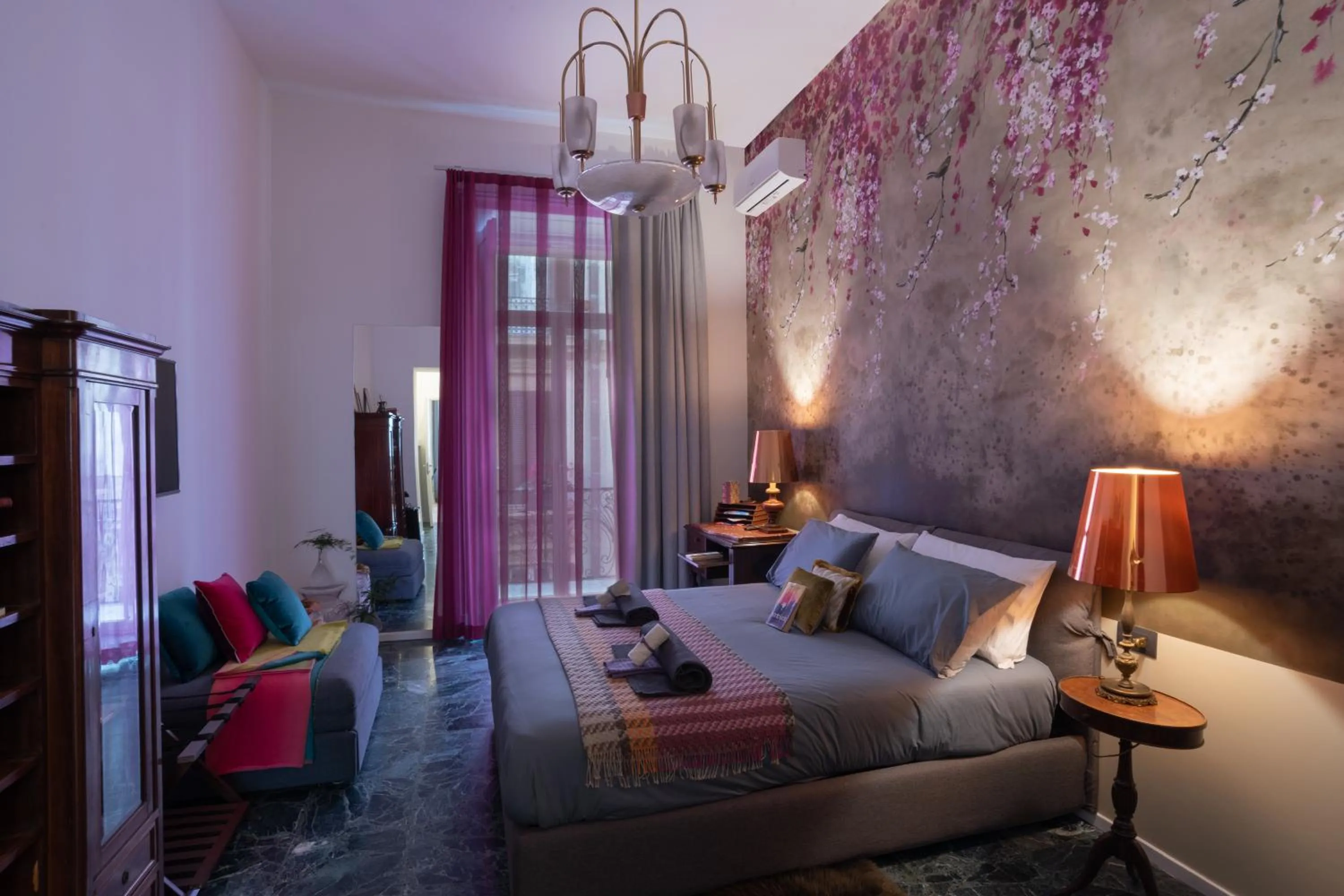 Photo of the whole room in B&B Lex Room Santa Lucia