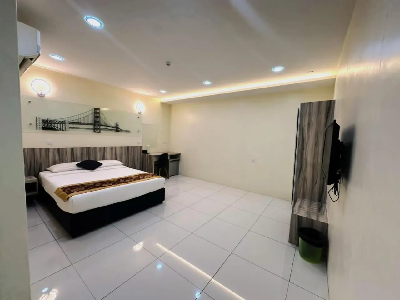 Bed in Avatel Bukit Mertajam