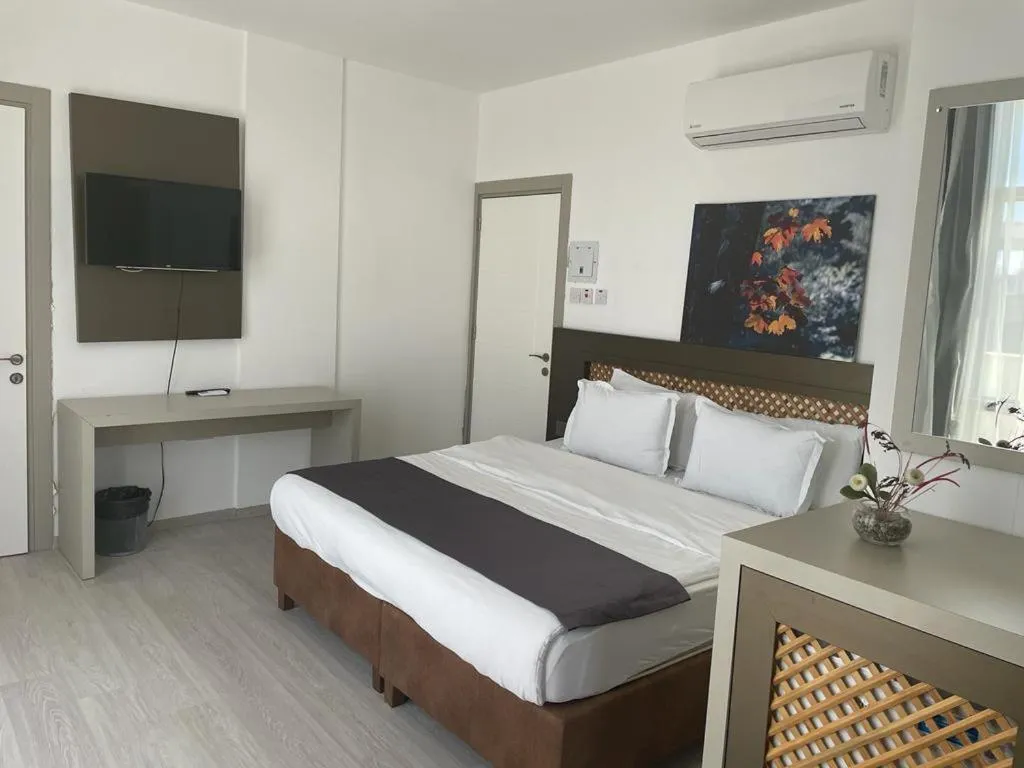 Bedroom, Bed in Alya Rooms