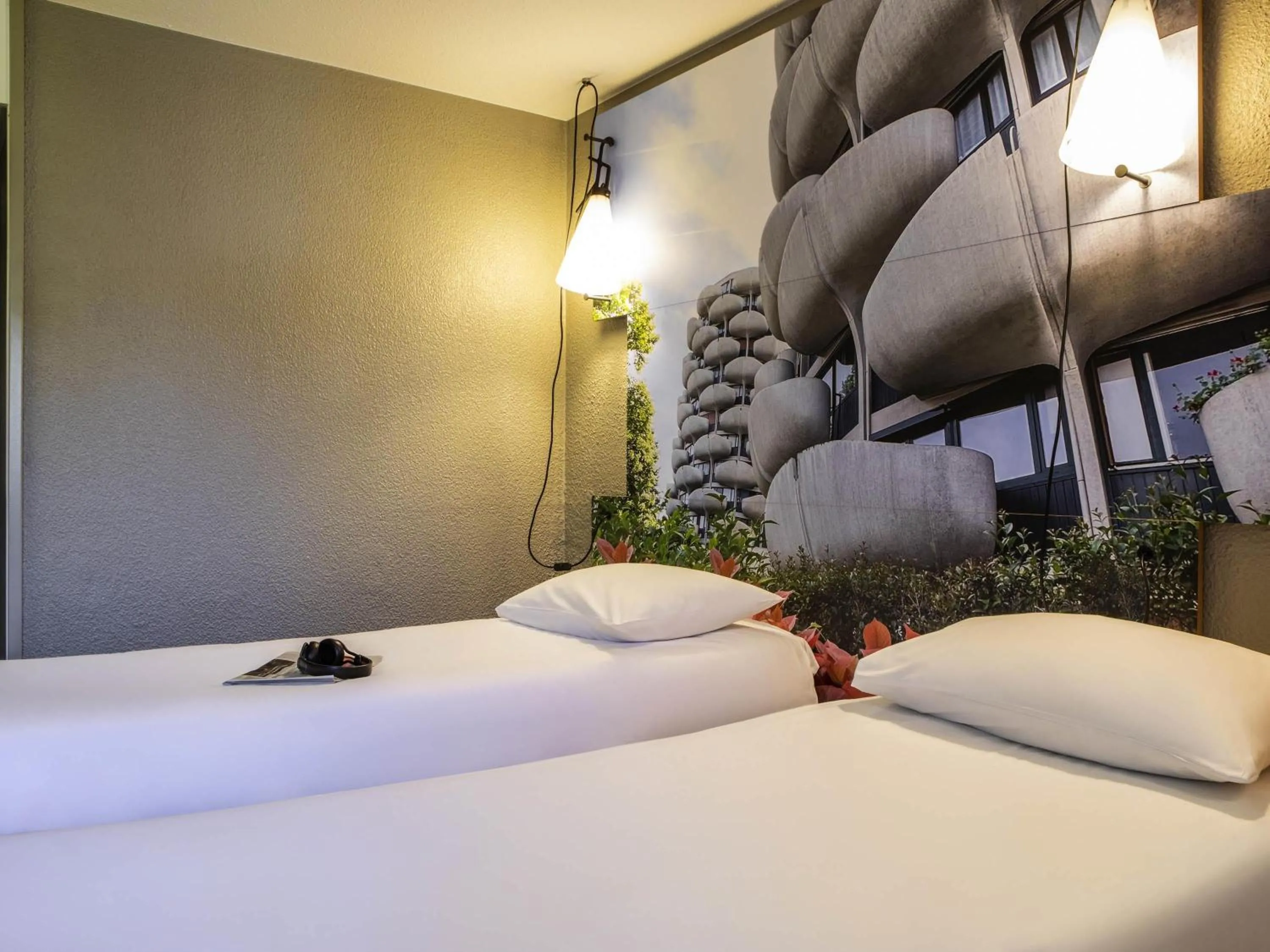 Bedroom, Bed in ibis Paris Creteil