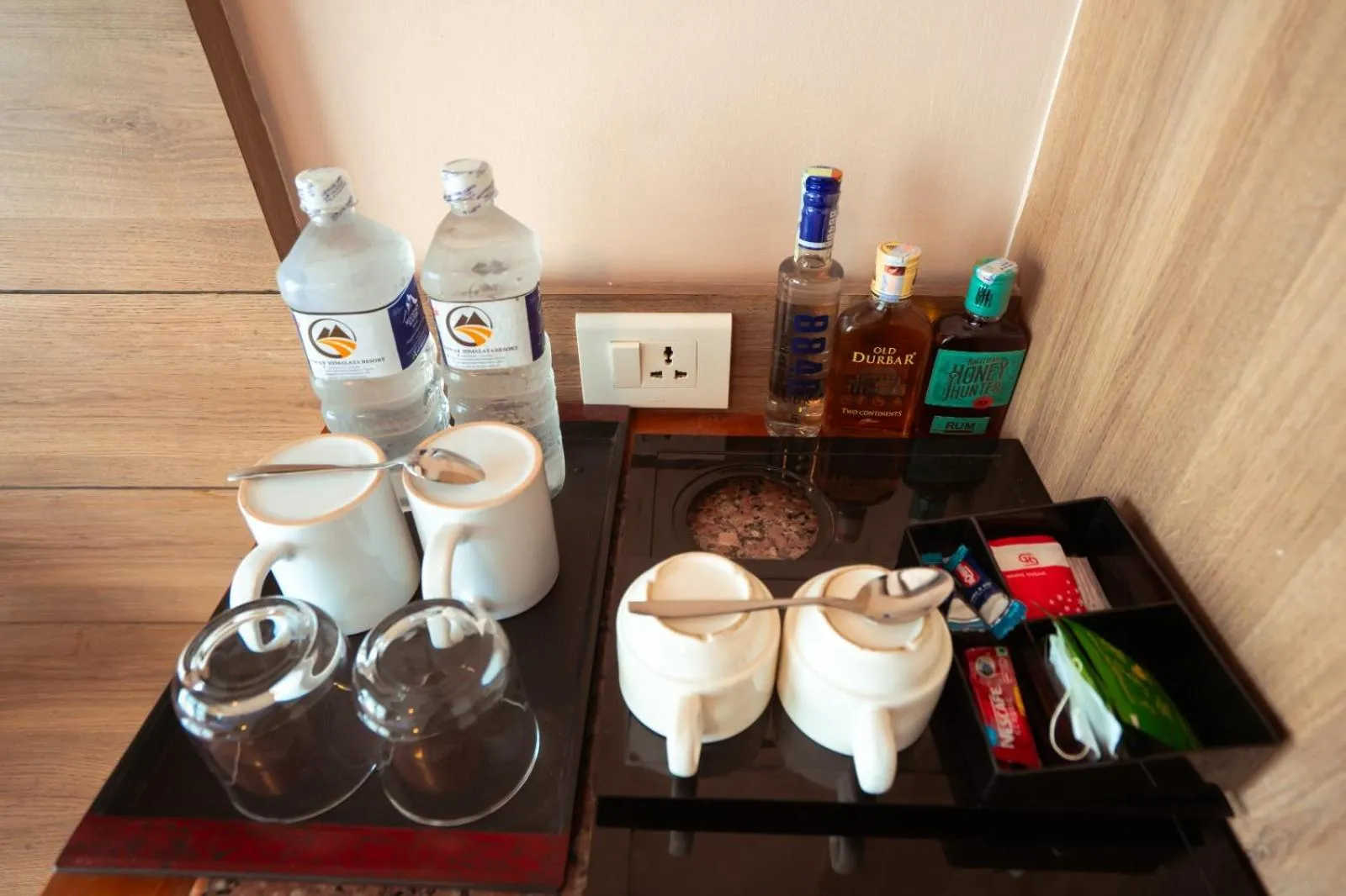 Coffee/tea facilities in Gateway Himalaya Resort