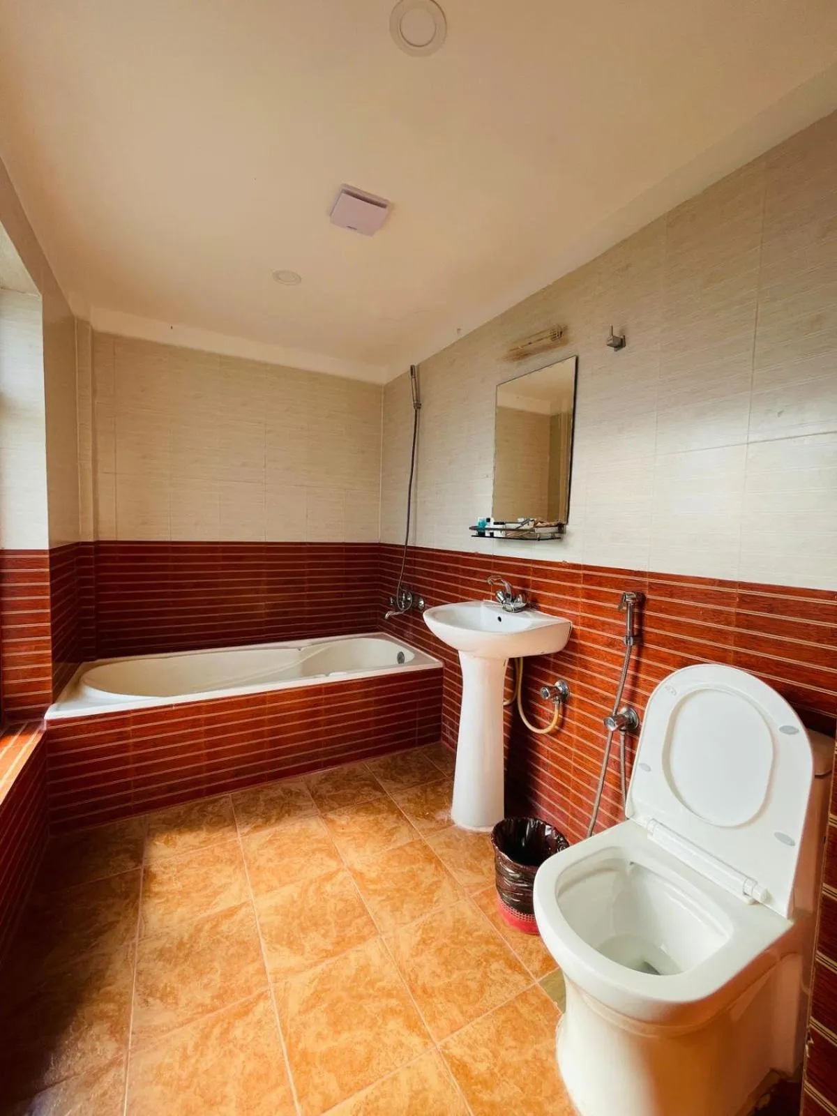 Bathroom in Gateway Himalaya Resort