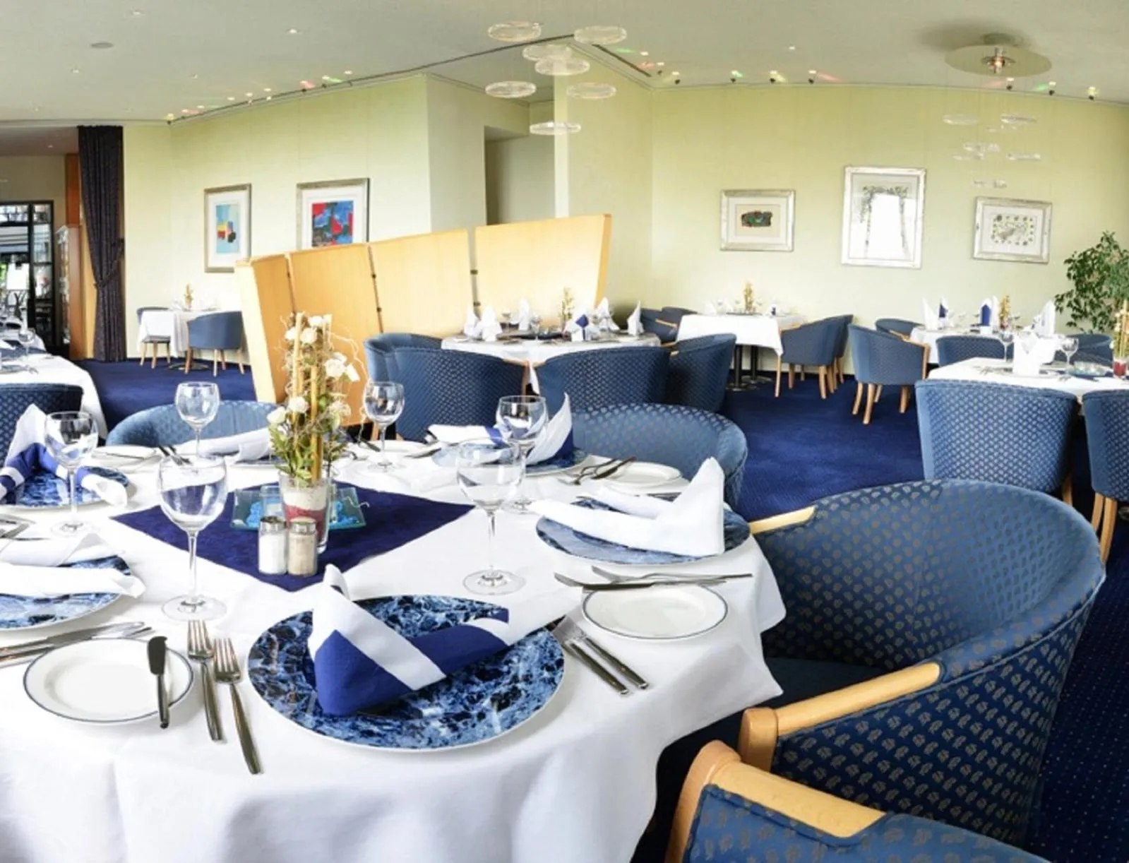 Restaurant/places to eat in Hotel Meerane