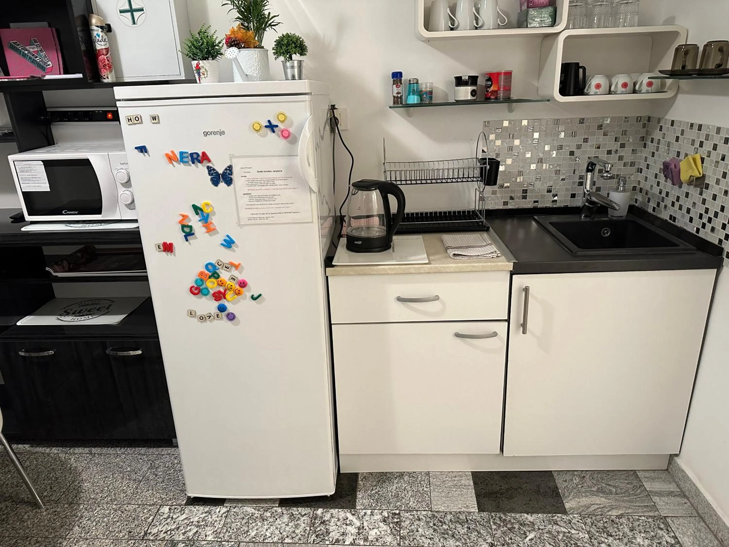 Budget Twin Room - single occupancy in Leptir