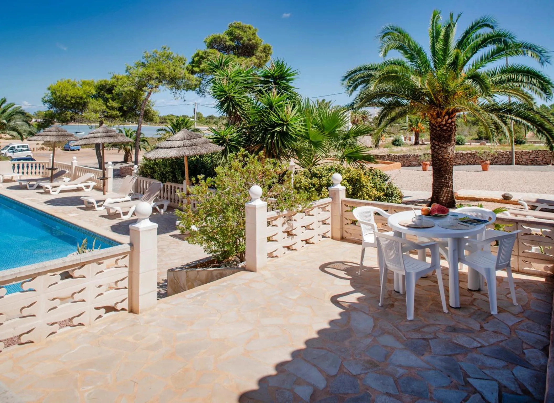 Patio in Hotel Lago Dorado