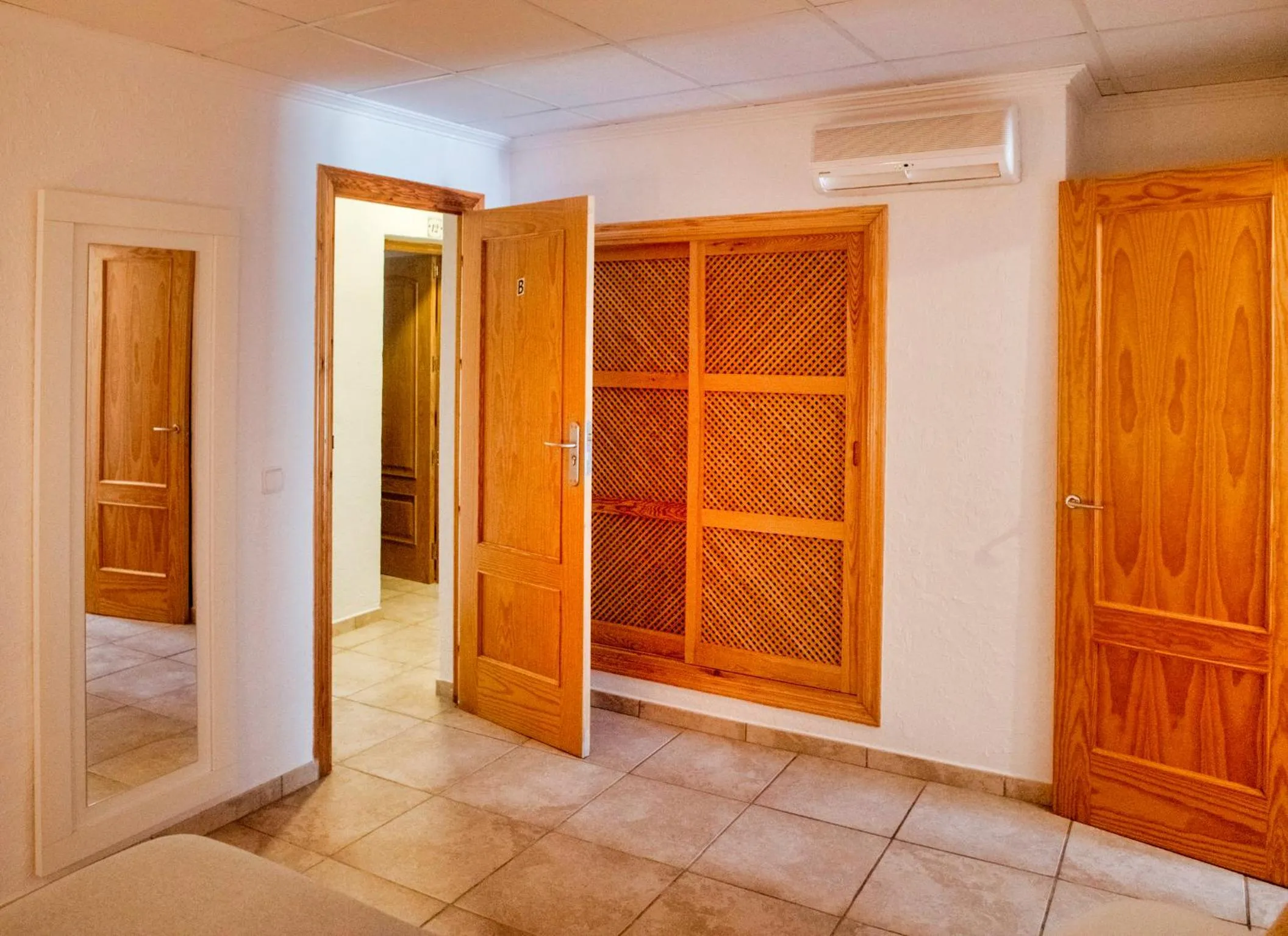 Photo of the whole room in Hotel Lago Dorado