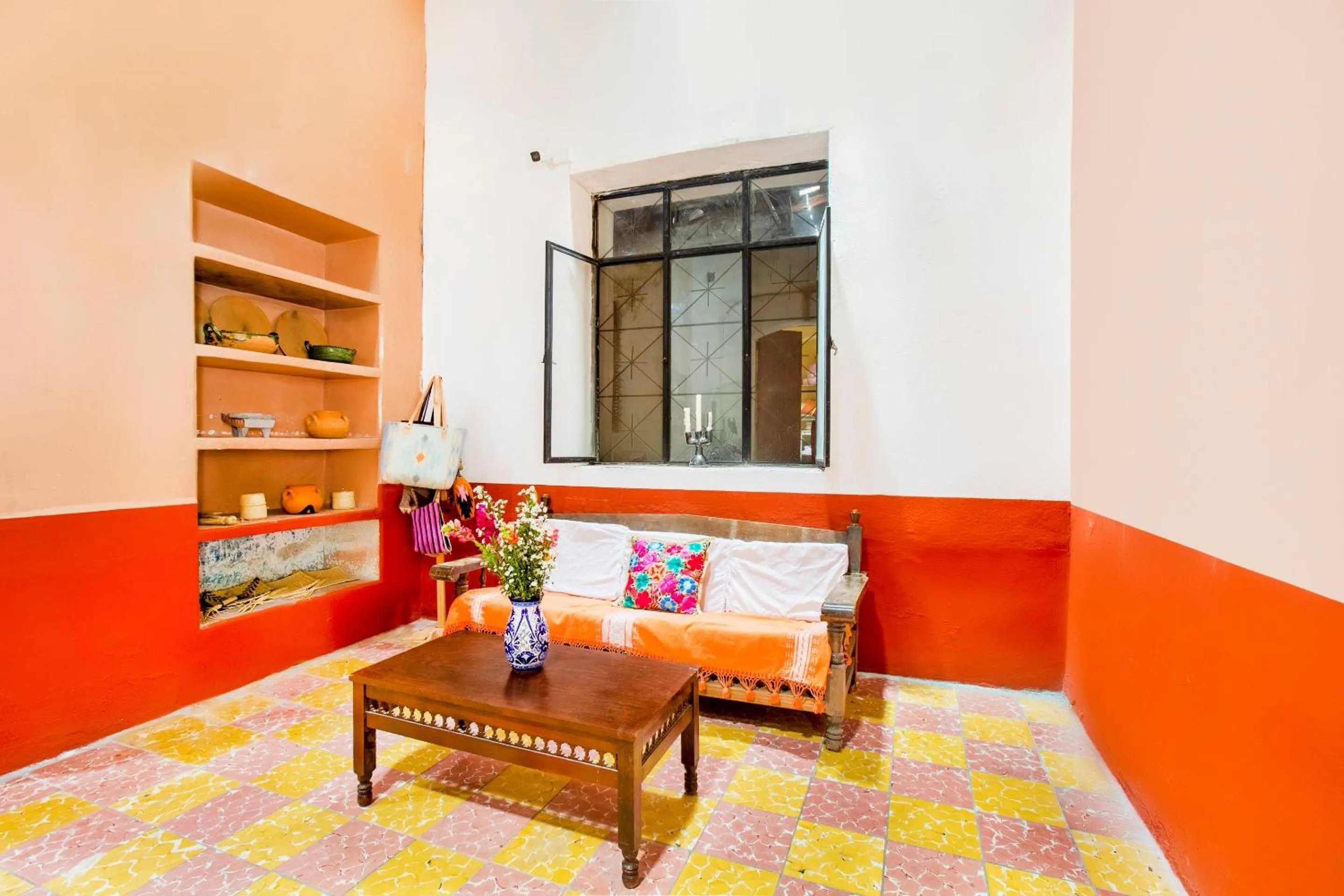 Lobby or reception, Bed in OYO Hotel Y Restaurante Mitla, Oaxaca