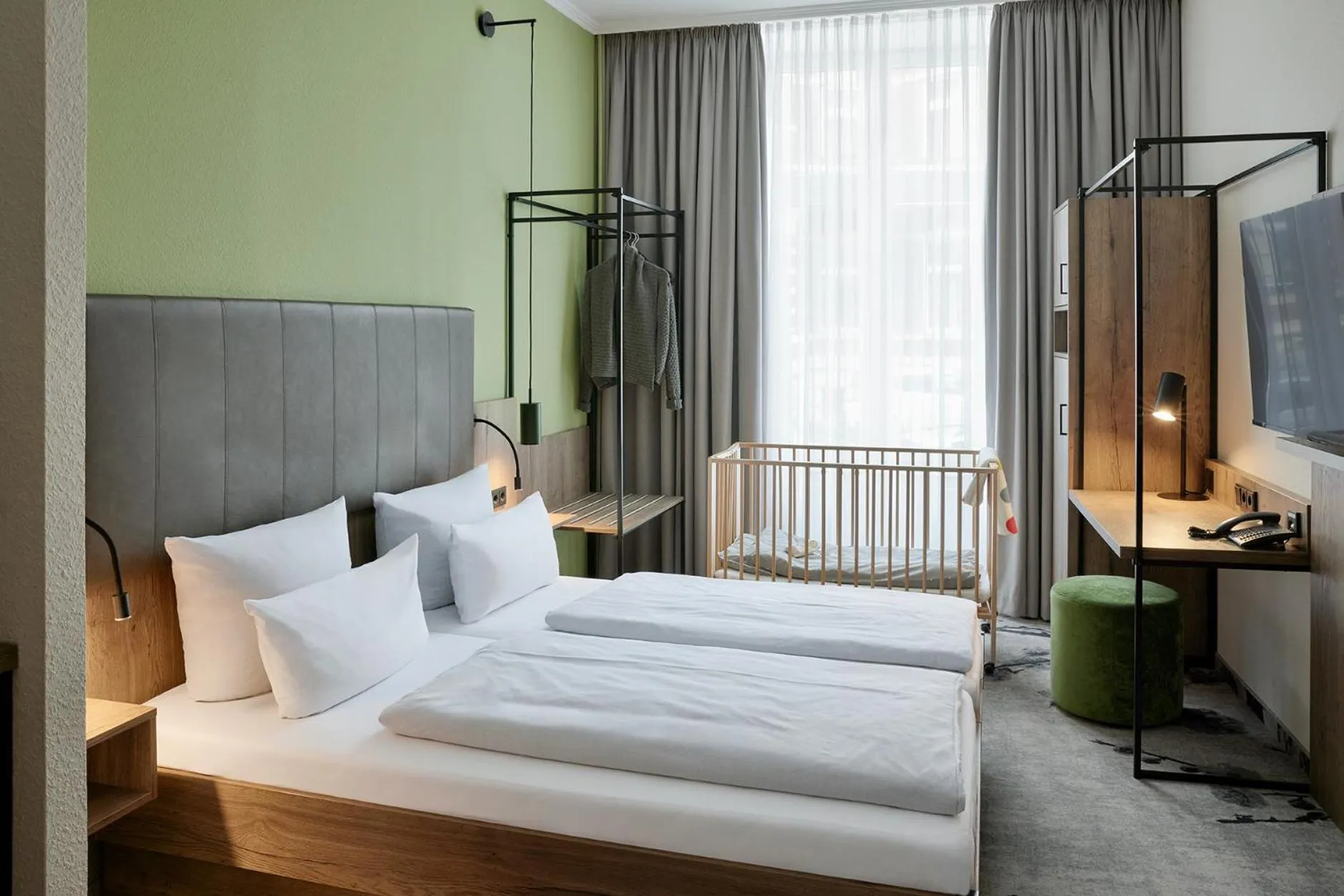 cot, Bed in LIHO - einfach Lübeck