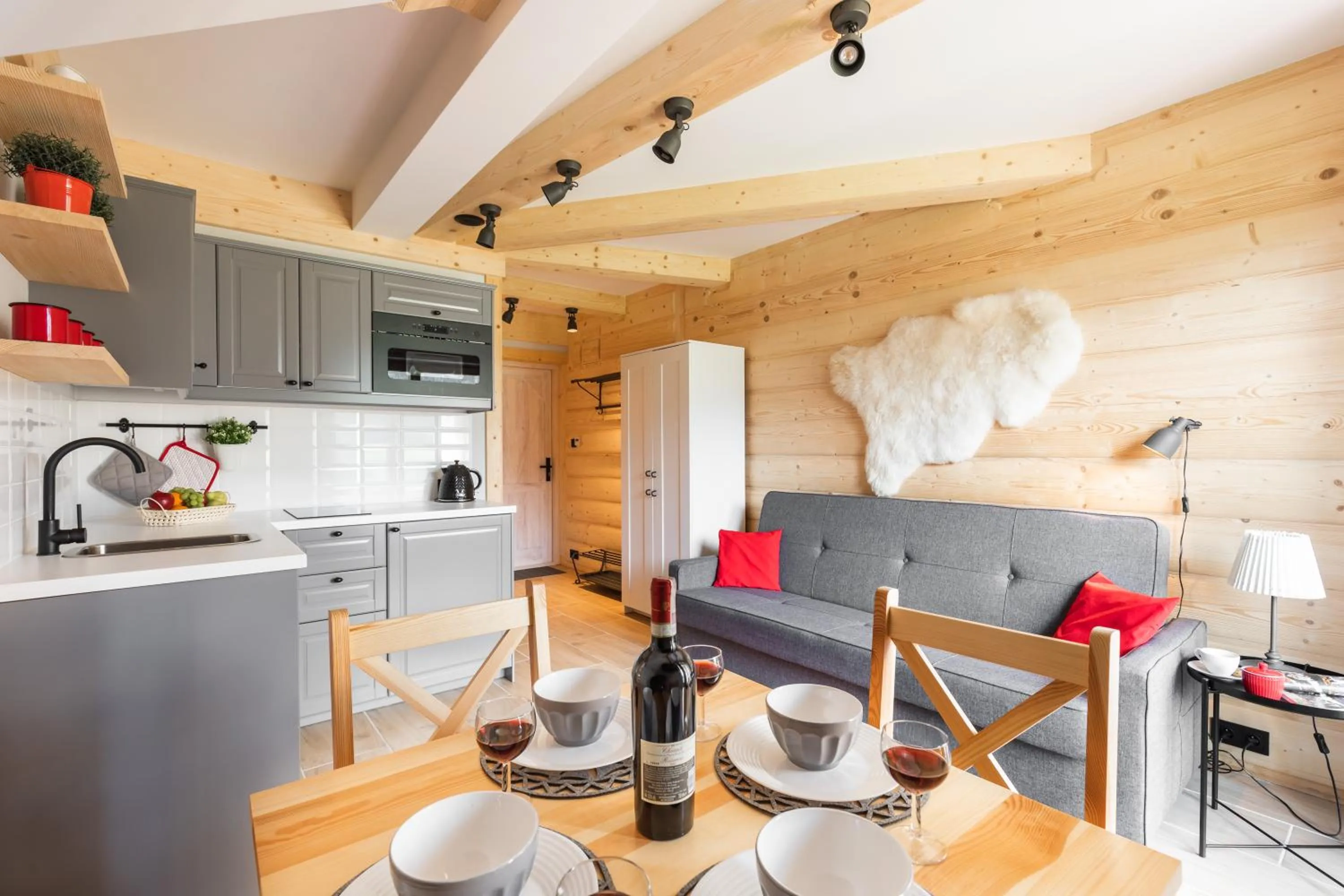 Kitchen or kitchenette in Apartamenty Zobacz Giewont Zakopane