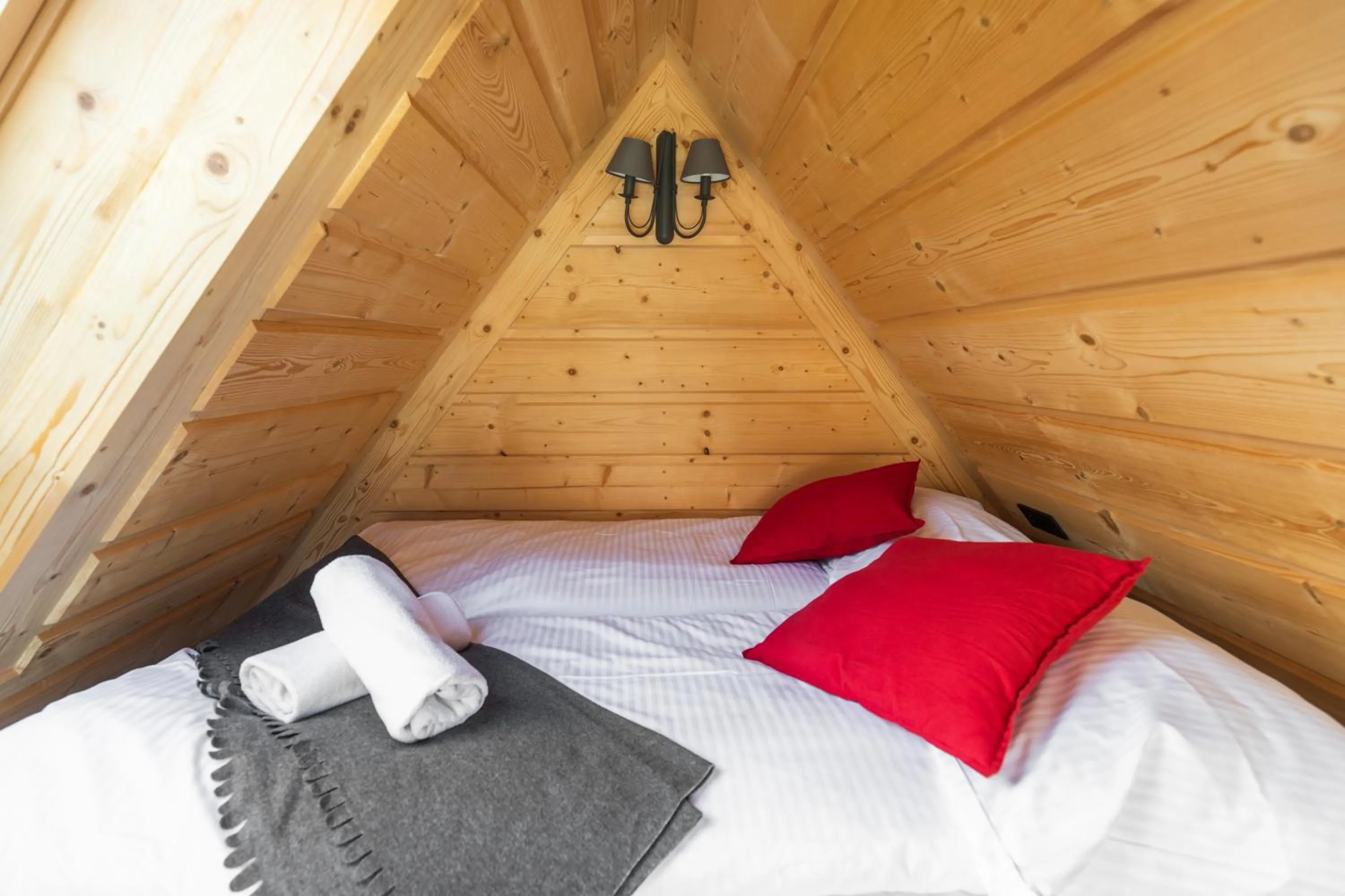 Bed in Apartamenty Zobacz Giewont Zakopane