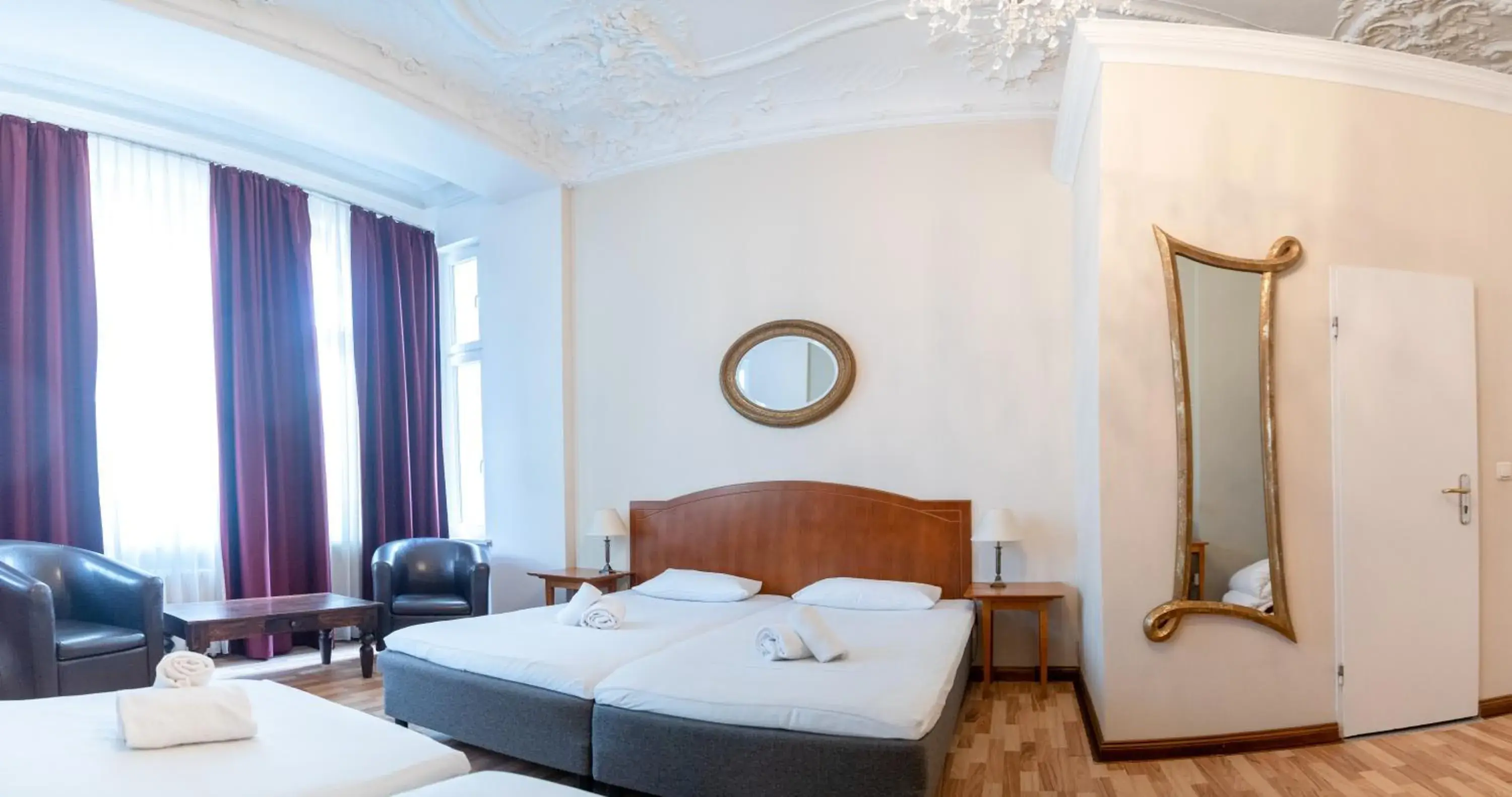 Quadruple Room Ensuite in Safestay Berlin Kurfurstendamm Quadruple Room Ensuite in Safestay Berlin Kurfurstendamm