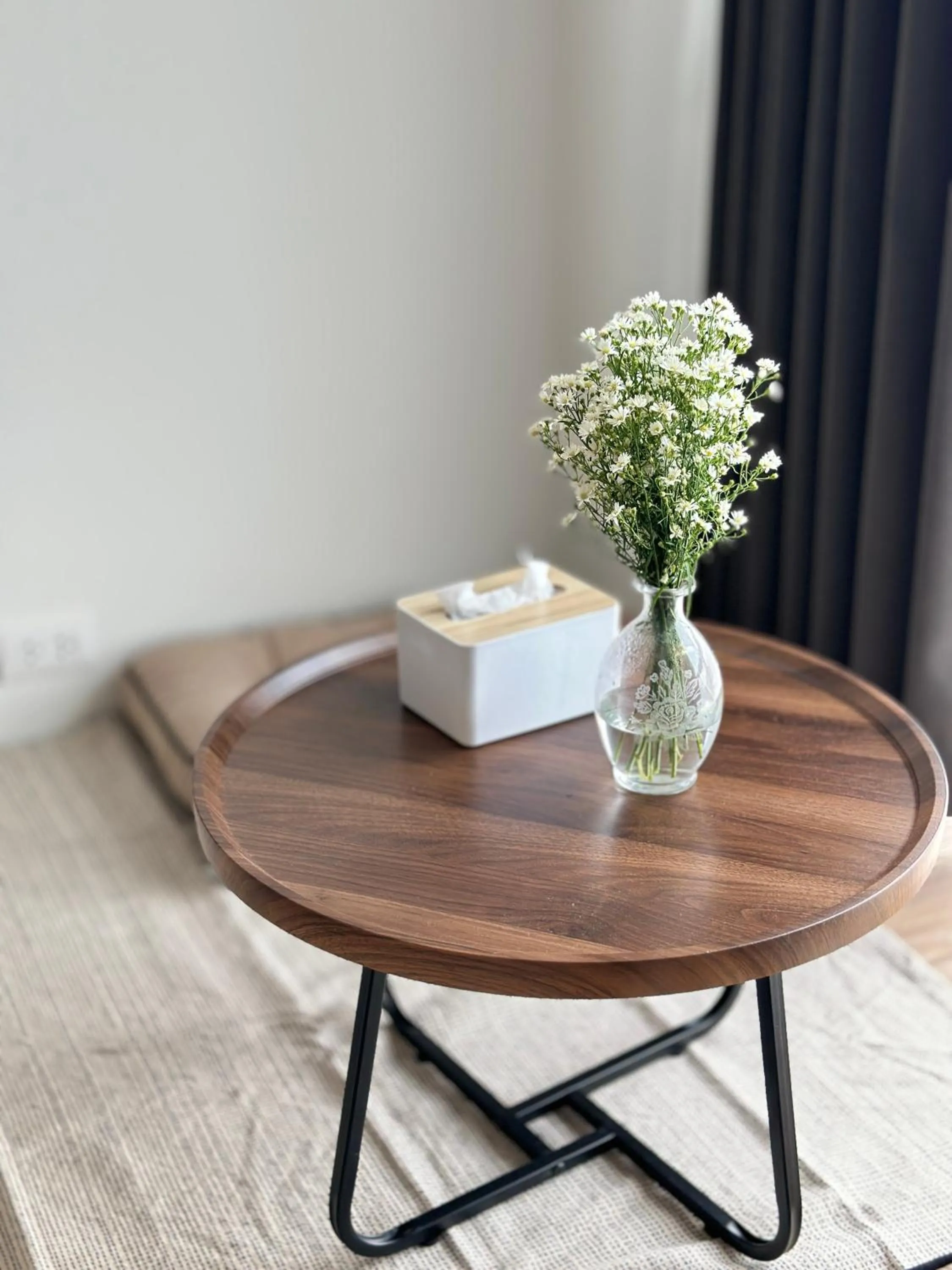 Decorative detail in PaperPlaneCNX @ Haiya - 3 Storey Flowery Loft