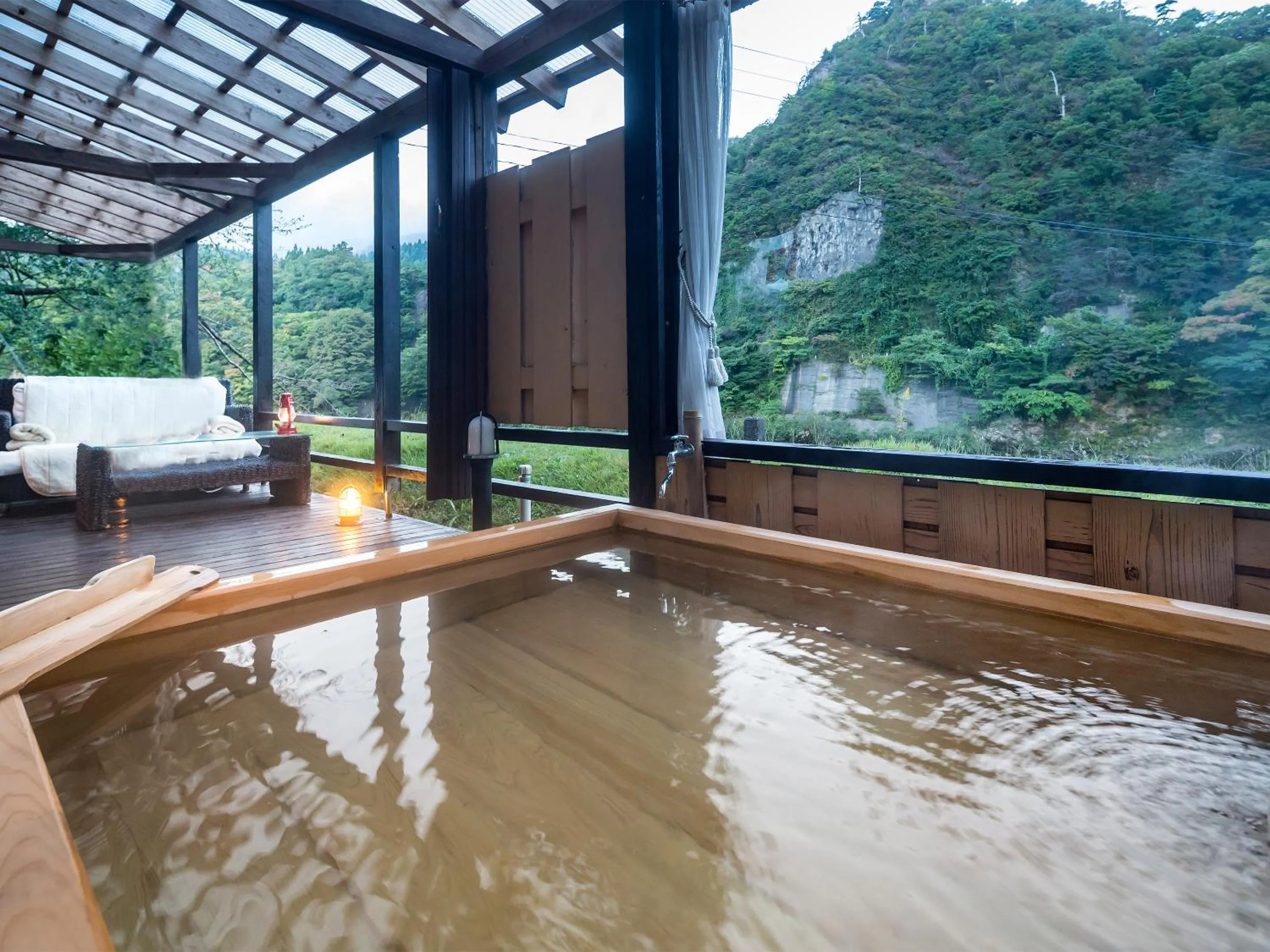 Hot Spring Bath in Takanosukan
