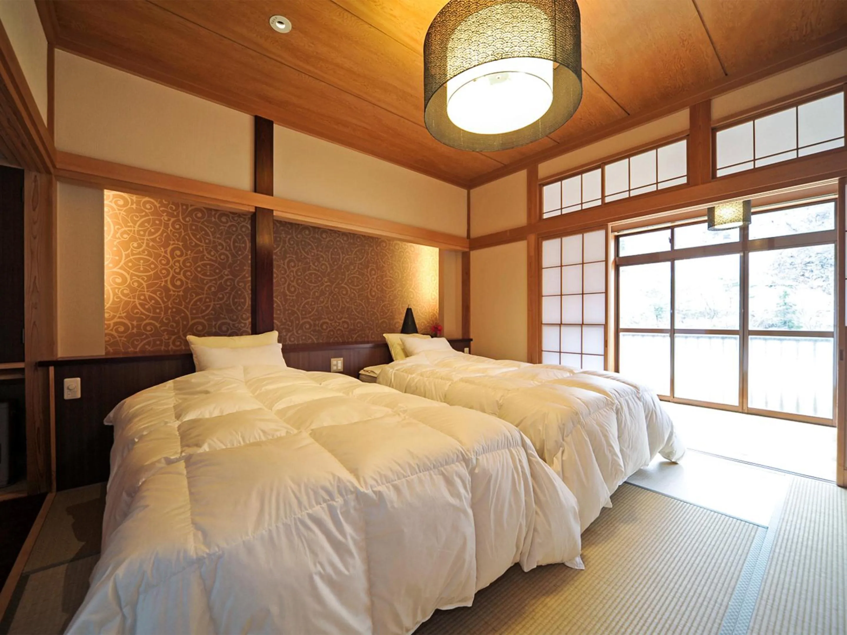 Photo of the whole room, Bed in Takanosukan