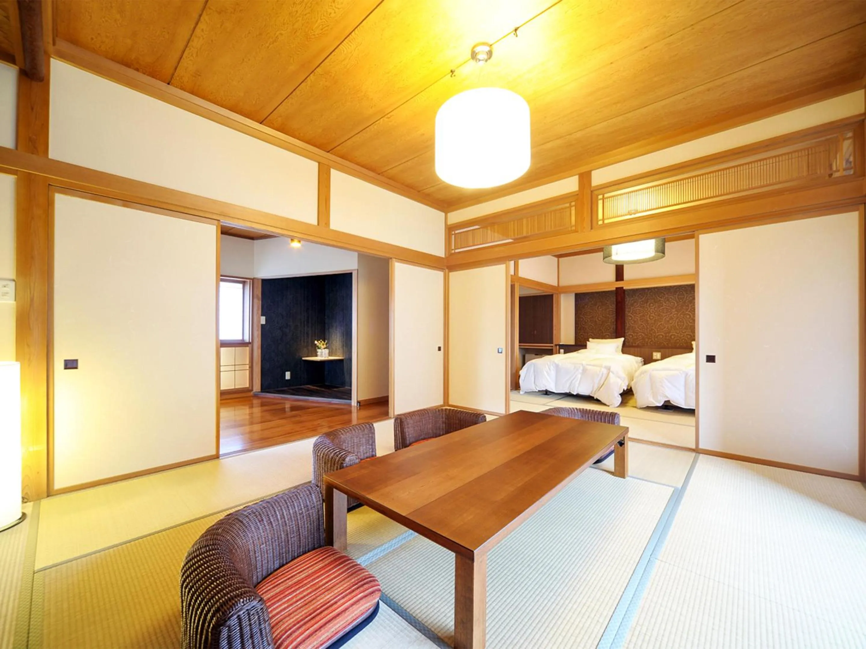 Photo of the whole room, Bed in Takanosukan
