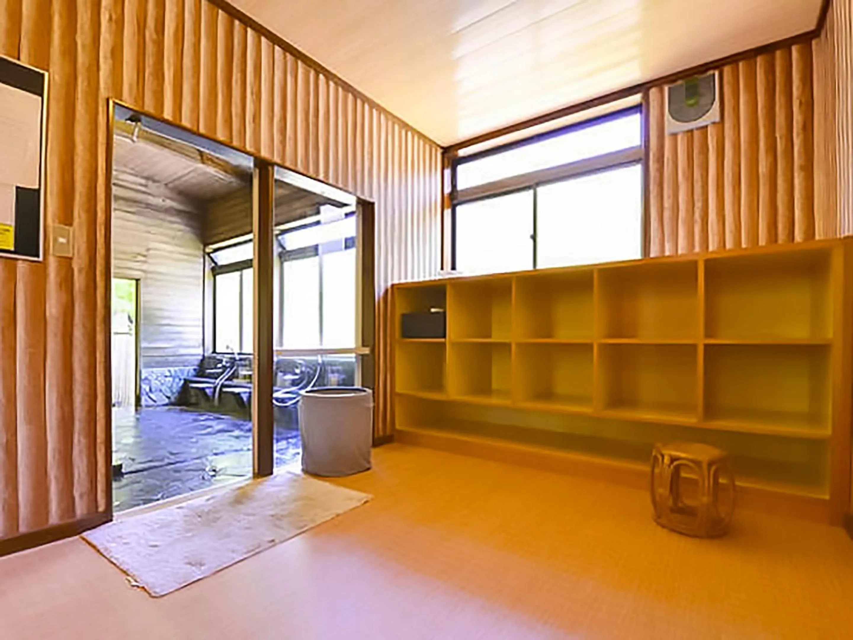 Hot Spring Bath in Takanosukan