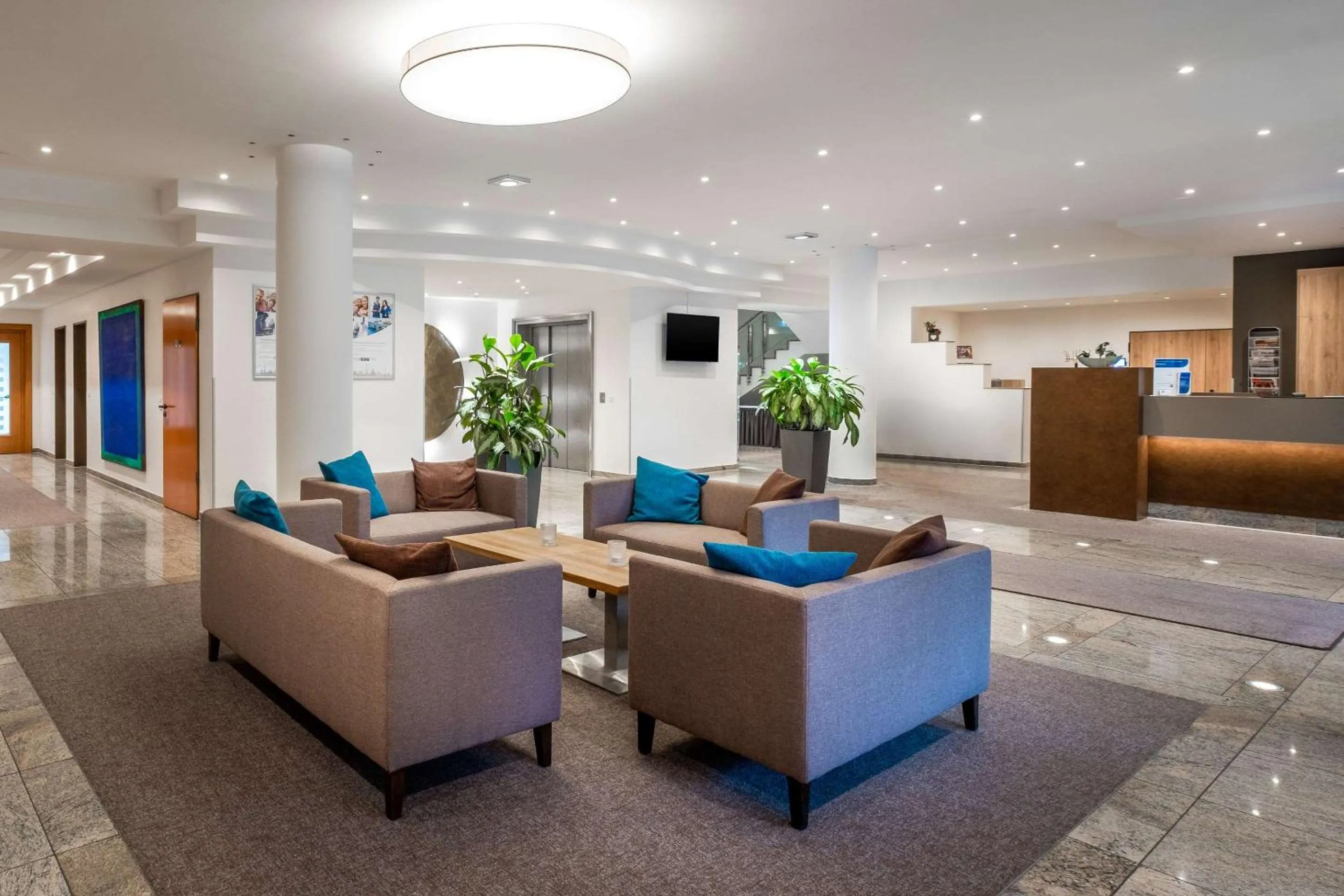 Lobby or reception in Quality Hotel Lippstadt