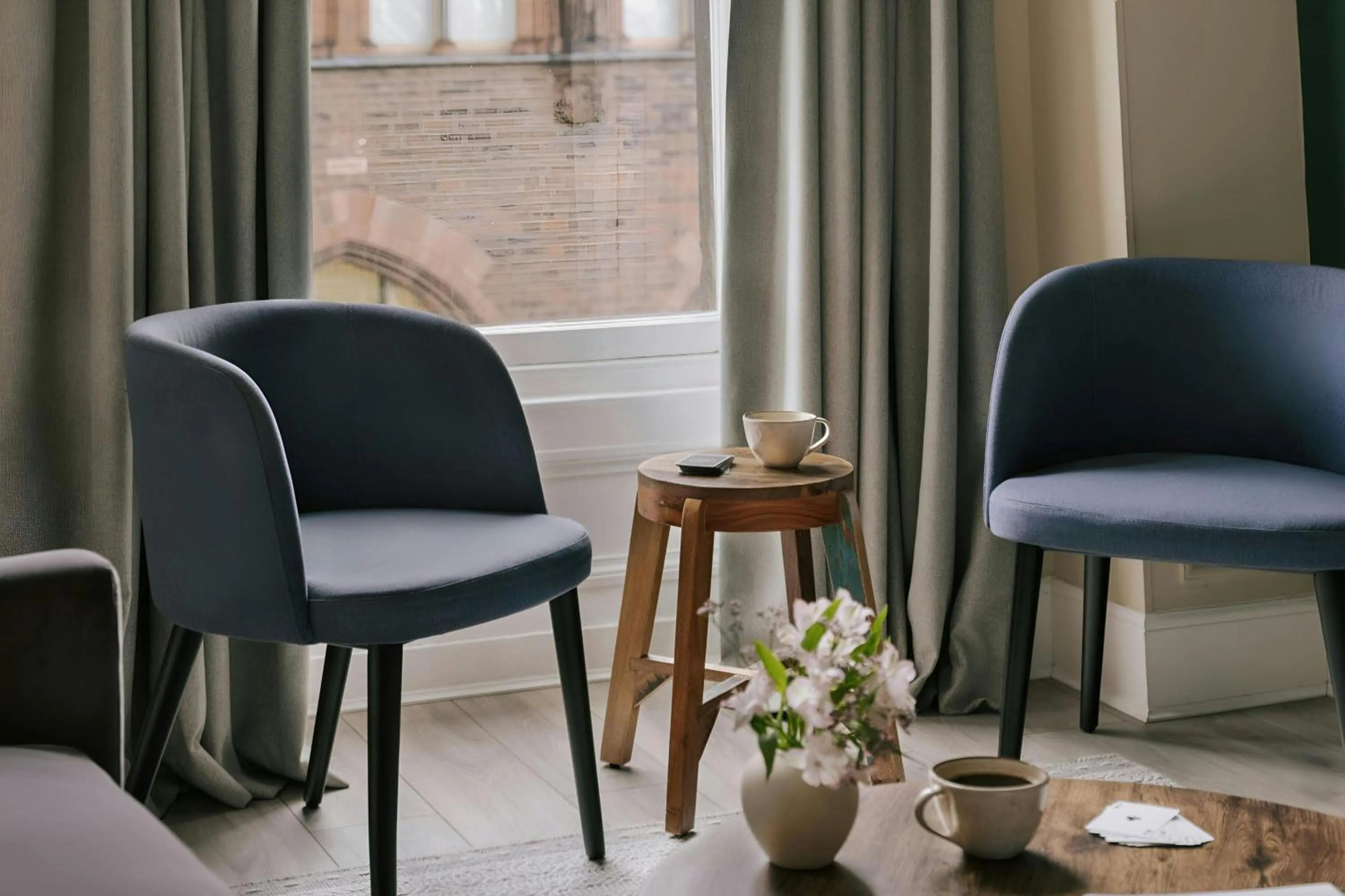 Living room in Sonder by Marriott Bonvoy Royal Garden Apartments New Town