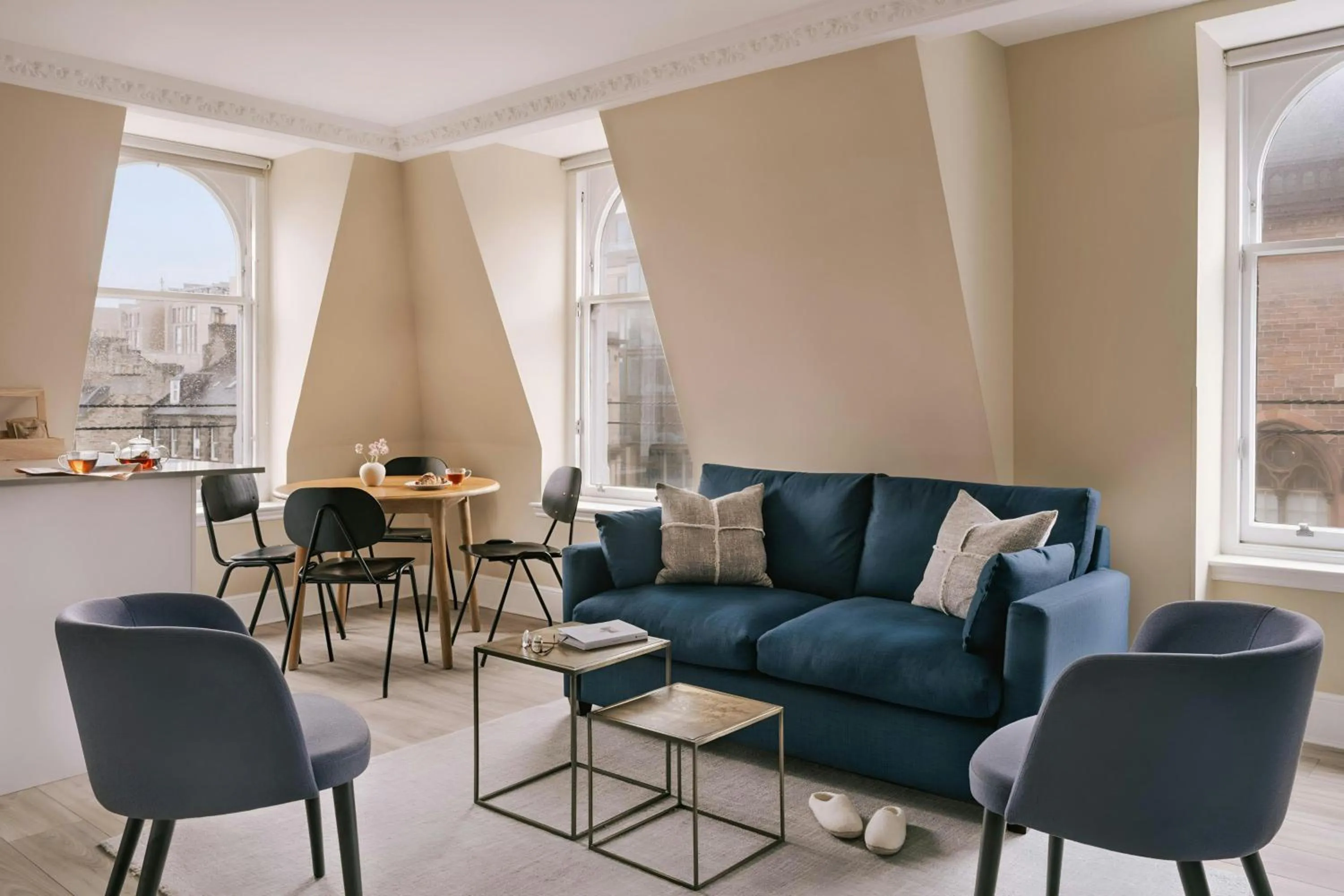 Living room in Sonder by Marriott Bonvoy Royal Garden Apartments New Town