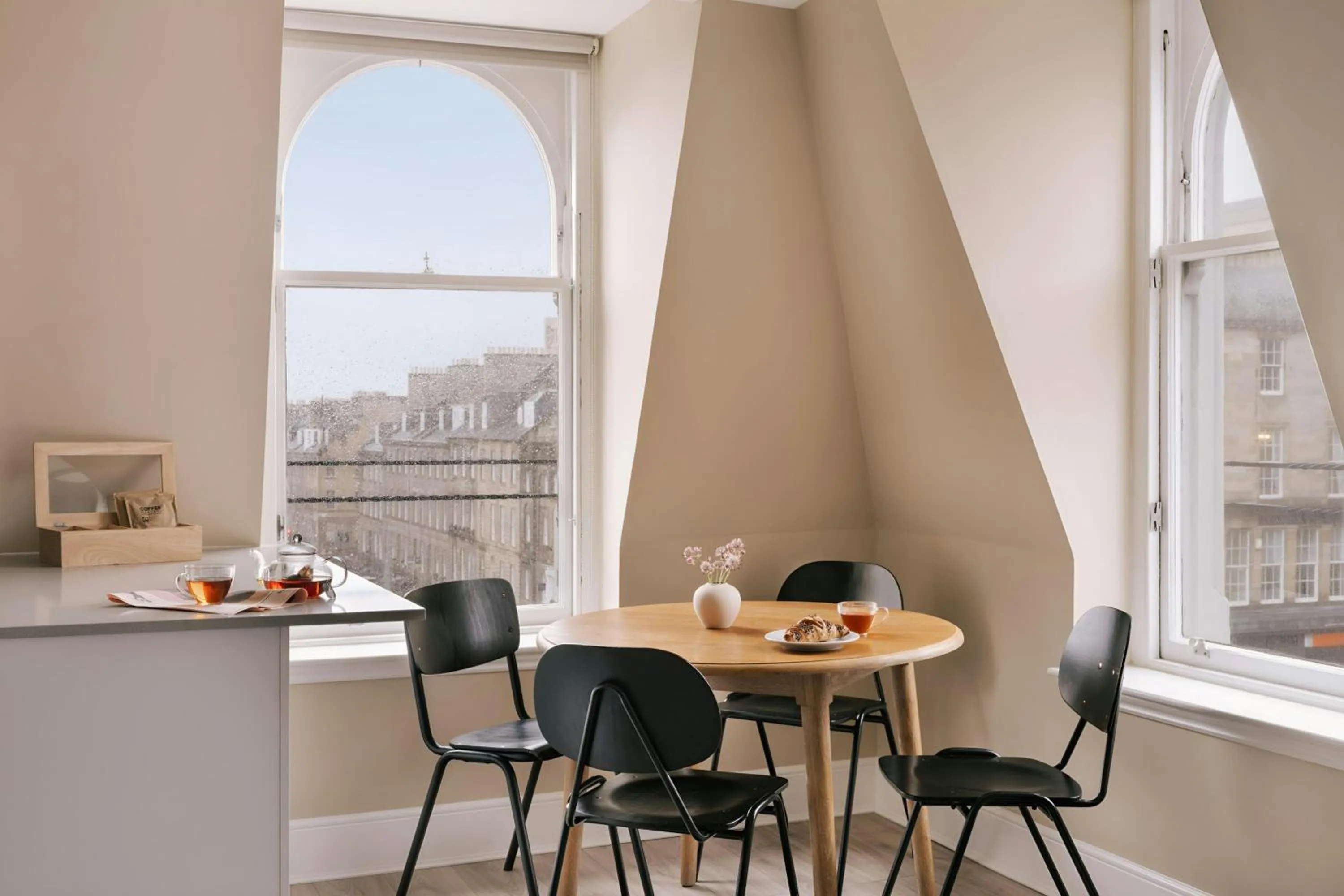 Living room in Sonder by Marriott Bonvoy Royal Garden Apartments New Town