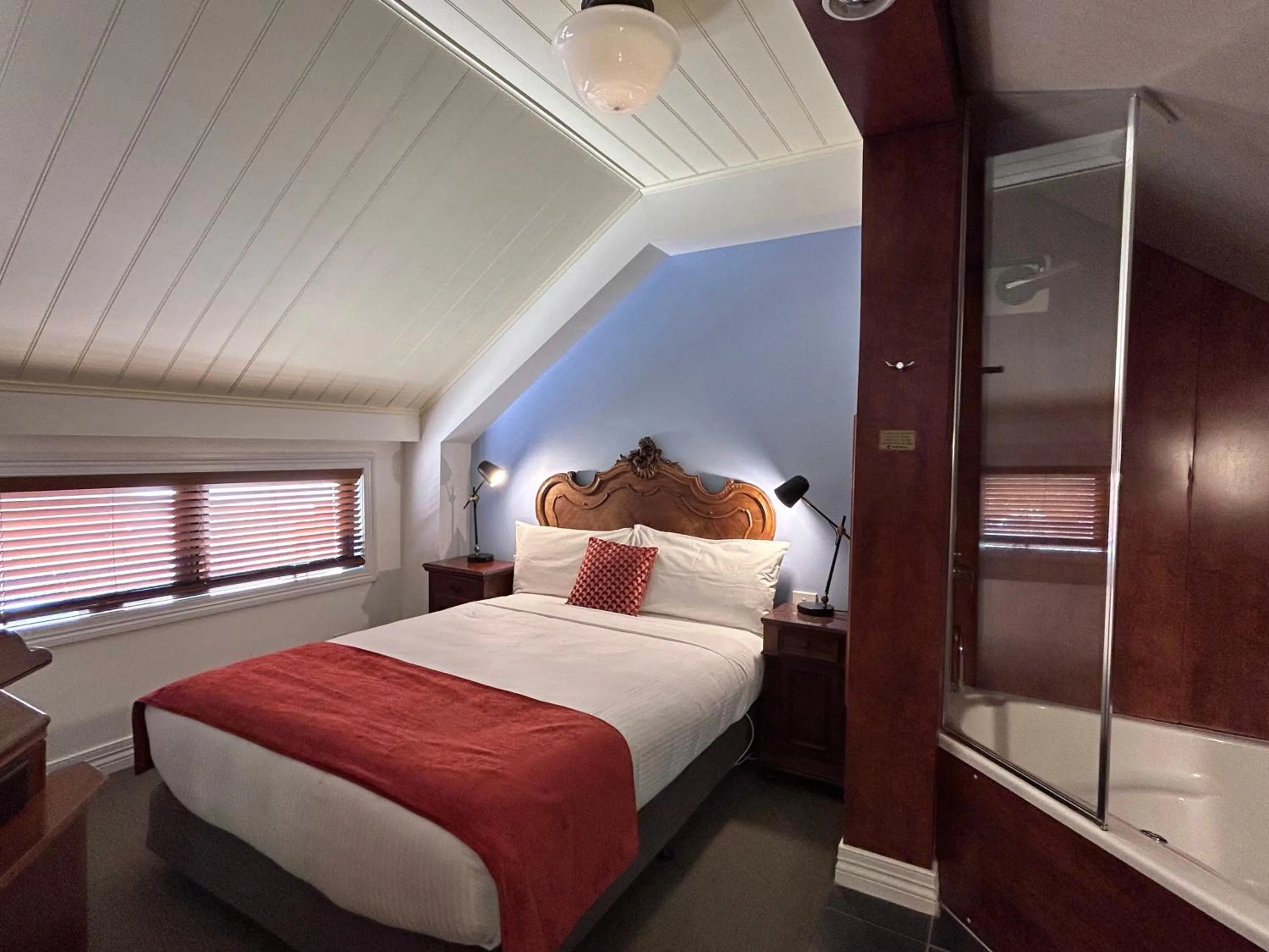 Photo of the whole room, Bed in The Camperdown Mill