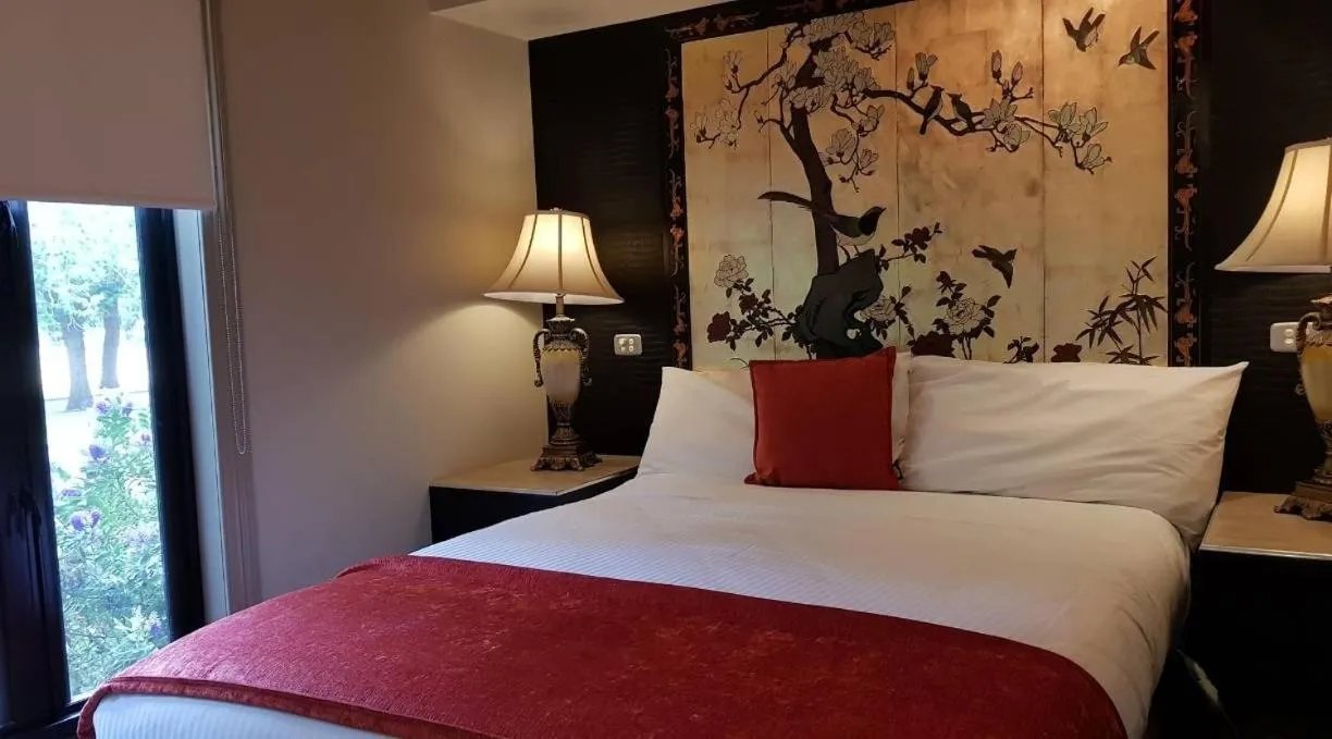 Bedroom, Bed in The Camperdown Mill