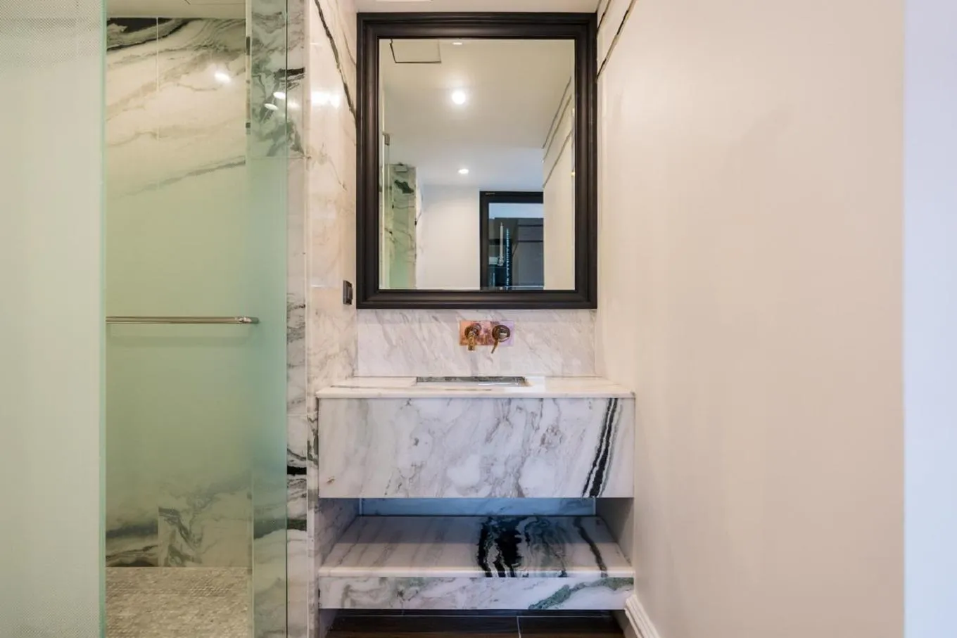 Property building in HOTEL THE MAY Jongno