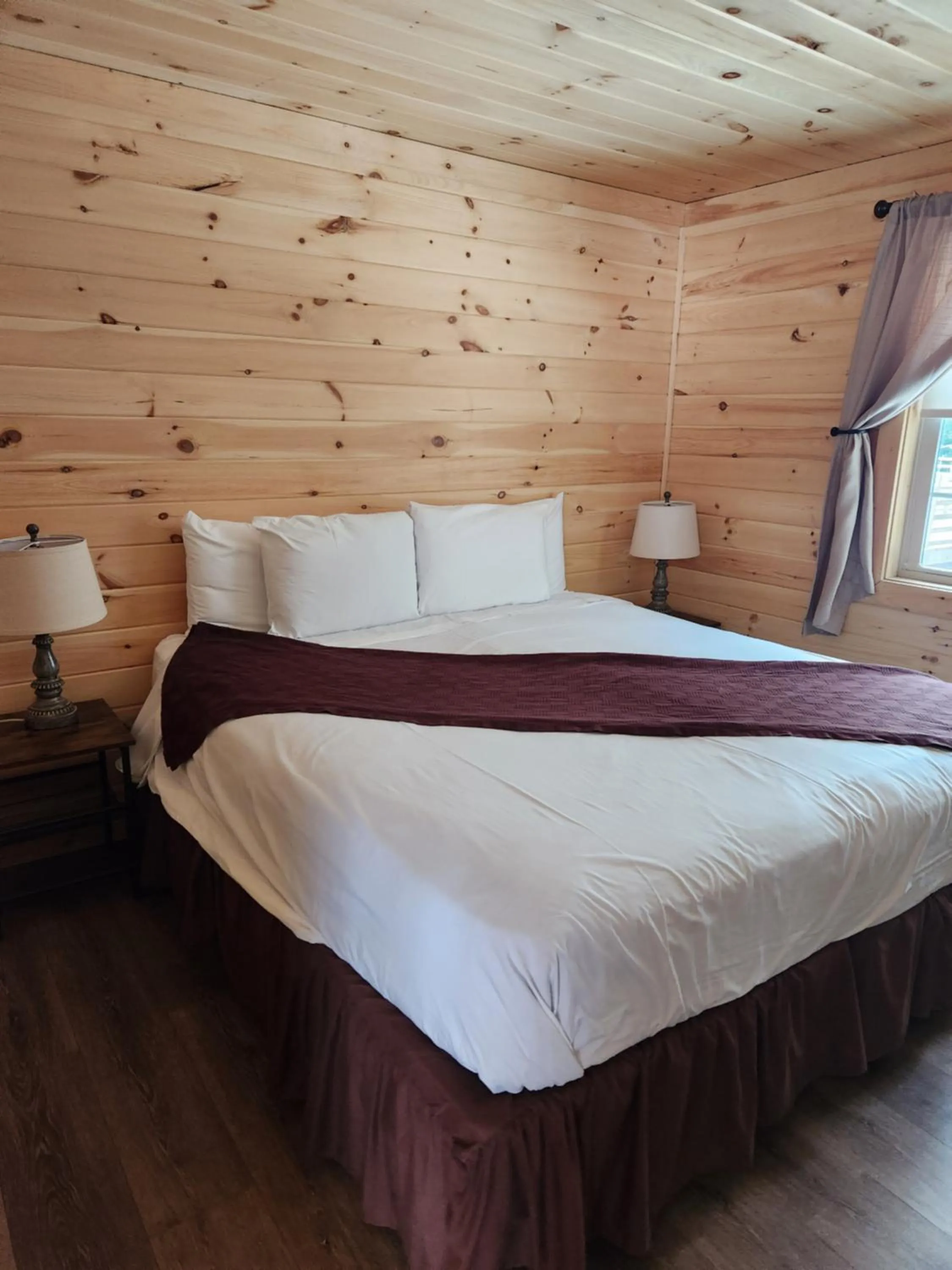 Bed in Presidential Mountain Resort