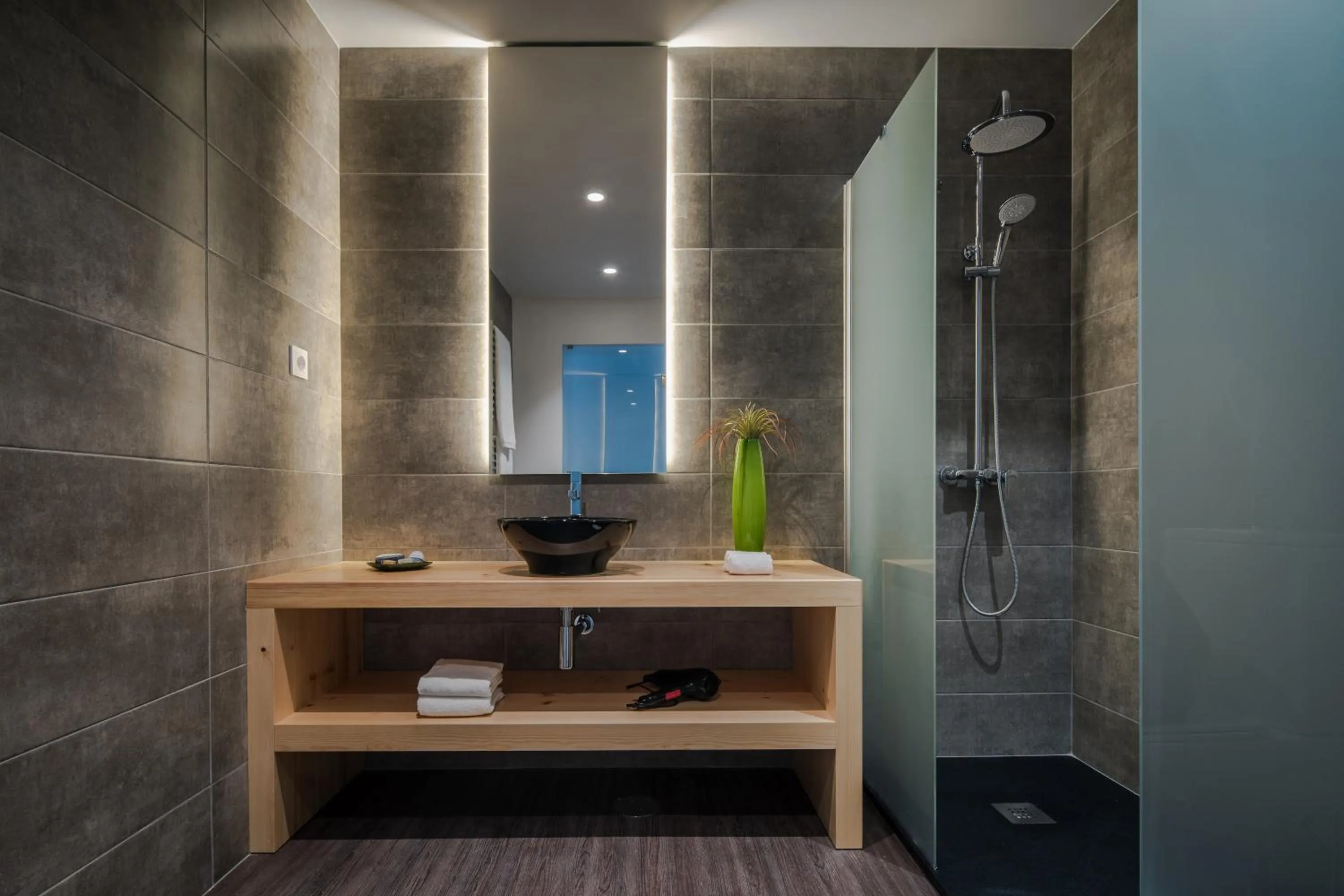 Bathroom in Senhora da Rosa, Tradition & Nature Hotel