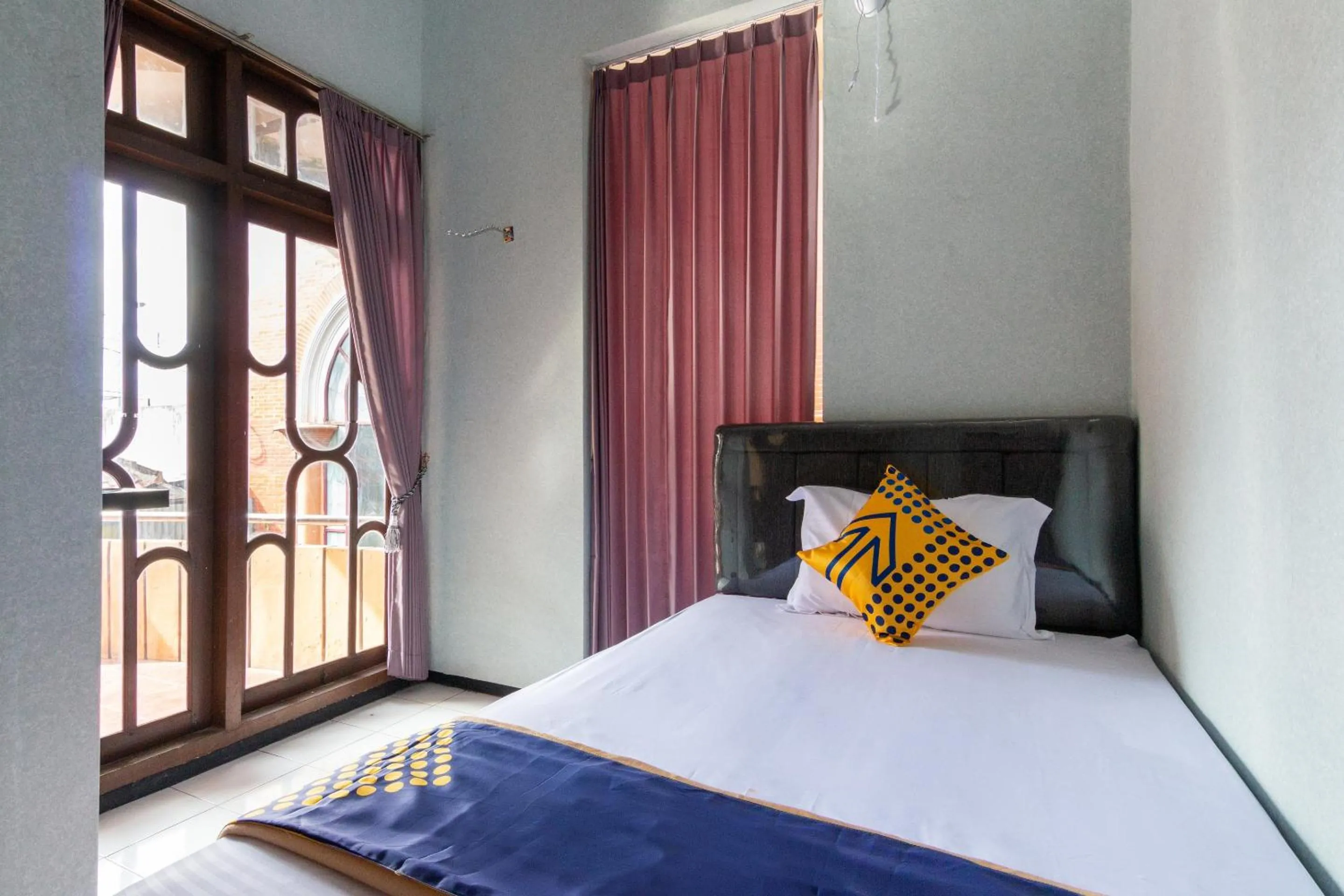 Bedroom, Bed in Hotel O Safira Family Residence Syariah