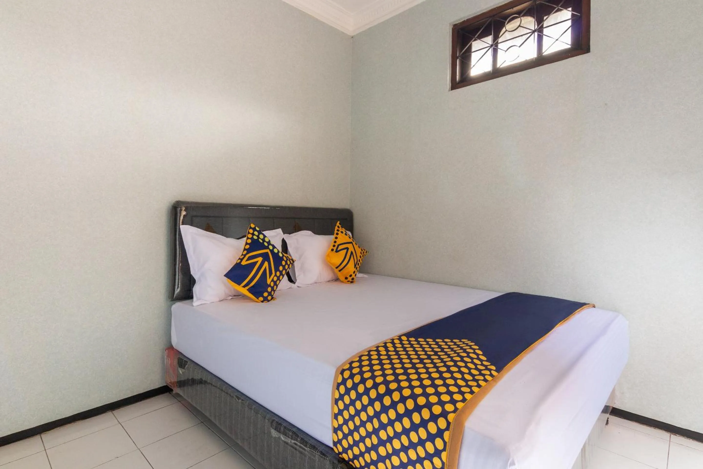 Bedroom, Bed in Hotel O Safira Family Residence Syariah