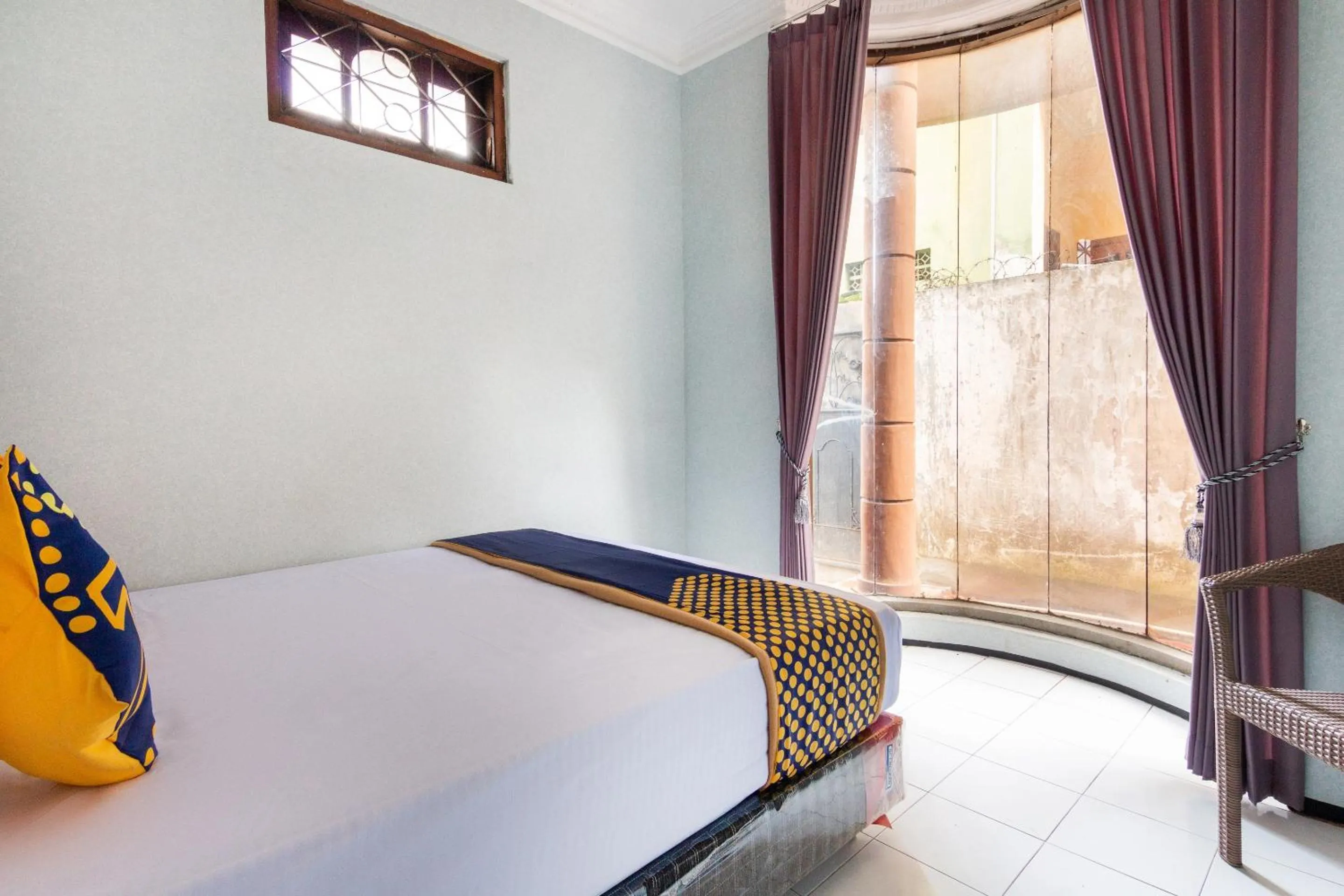 Bedroom, Bed in Hotel O Safira Family Residence Syariah