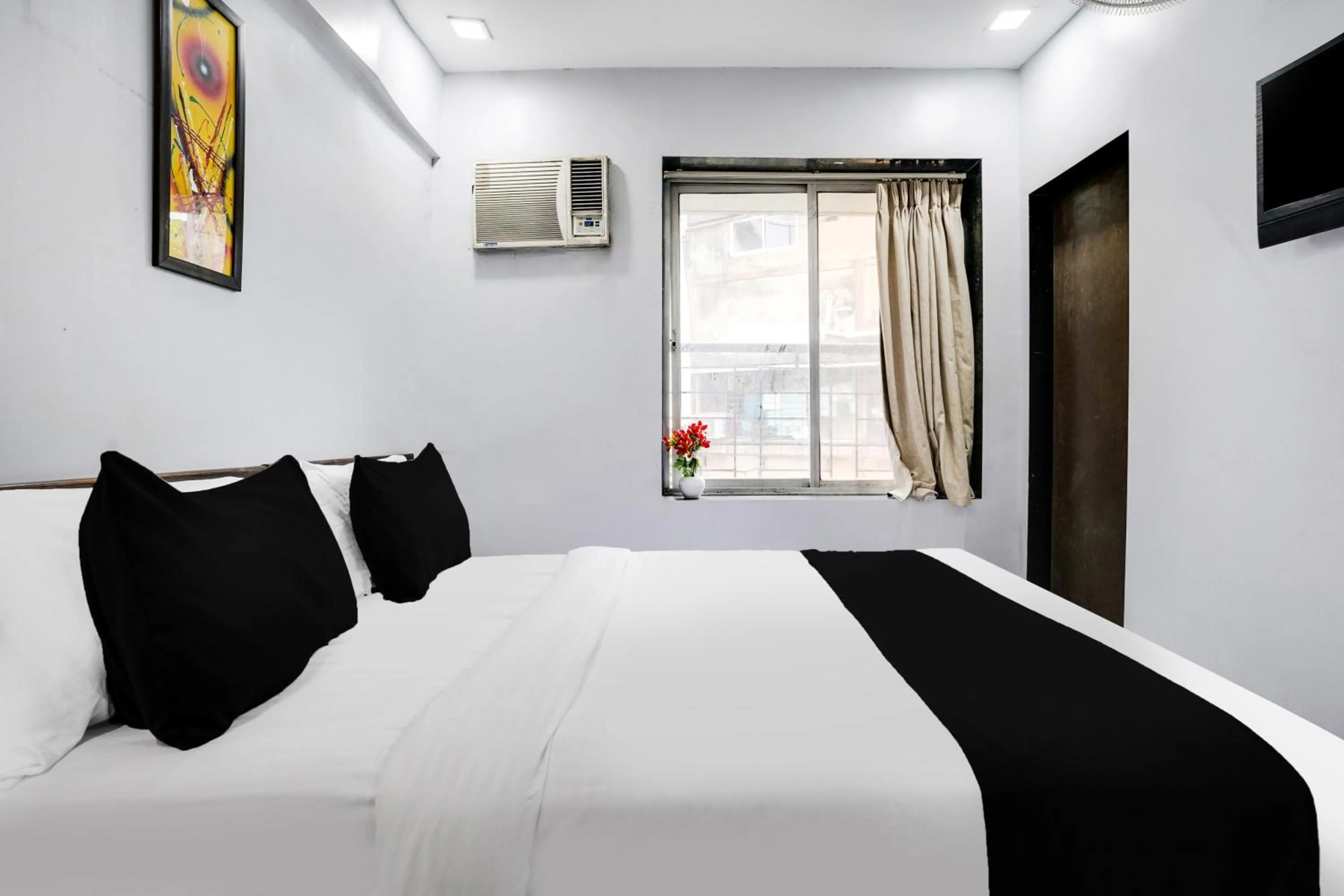 Bedroom, Bed in Super Collection O Andheri Near Mumbai Airport Formerly We Stay