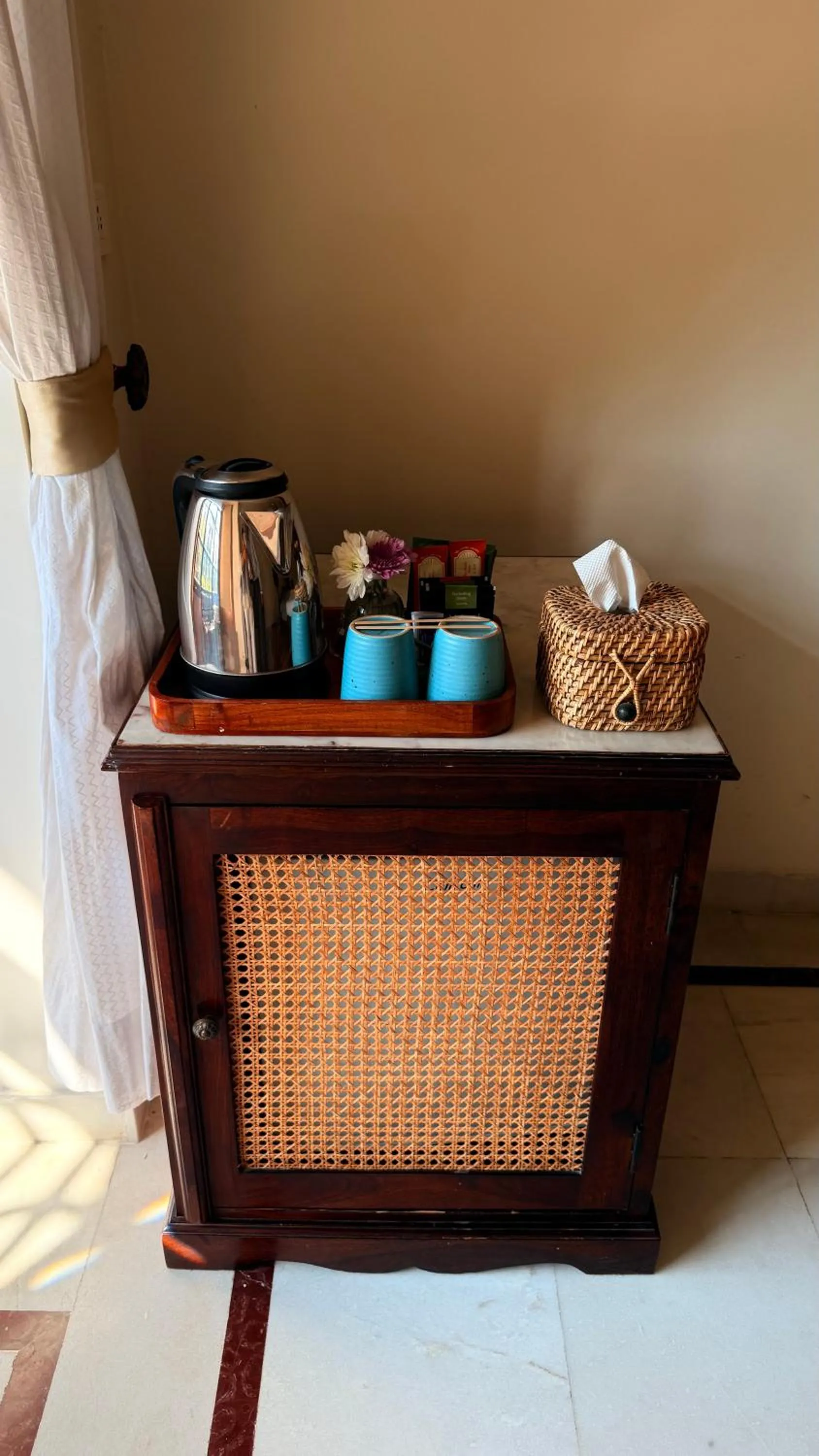 minibar in Daspan House