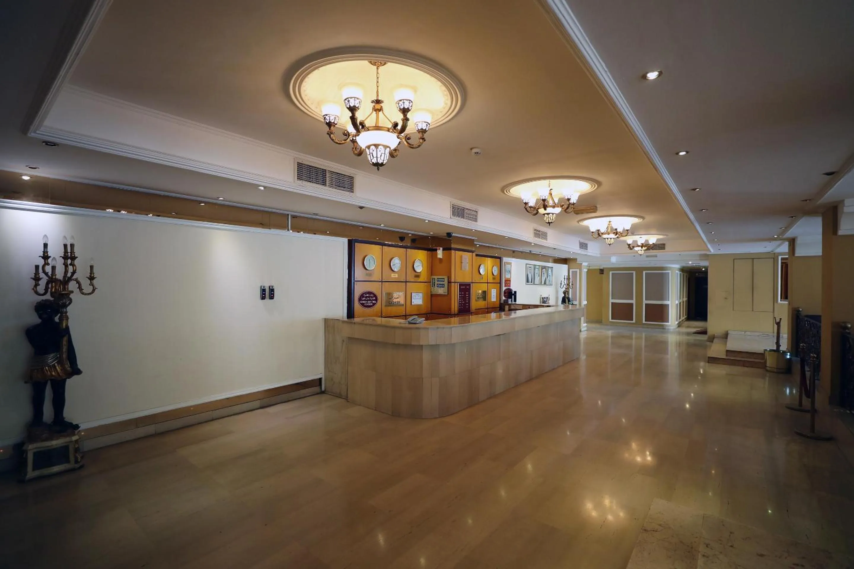 Lobby or reception in OYO 112 Semiramis Hotel