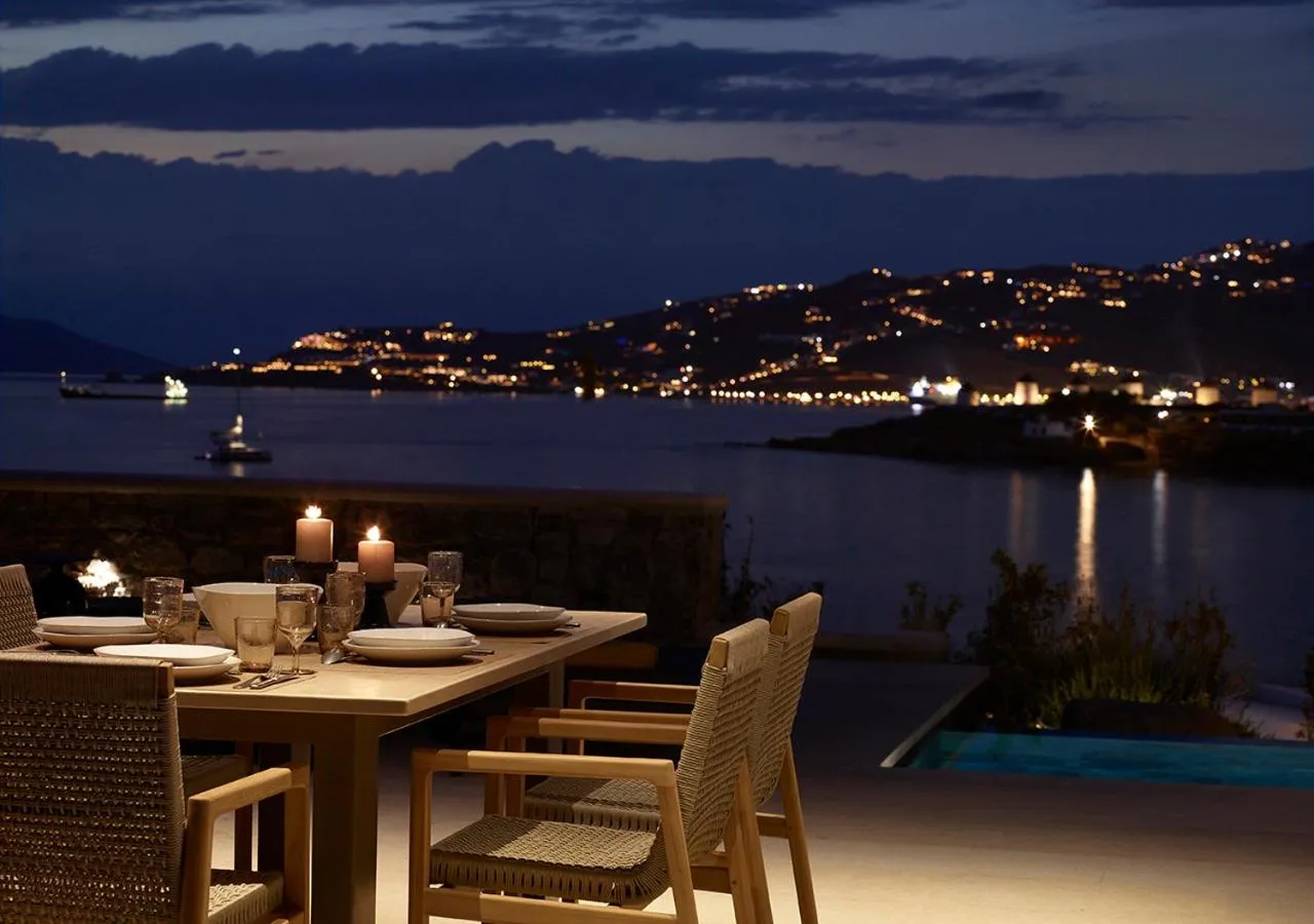 Night in Bonzoe Suites & Villas