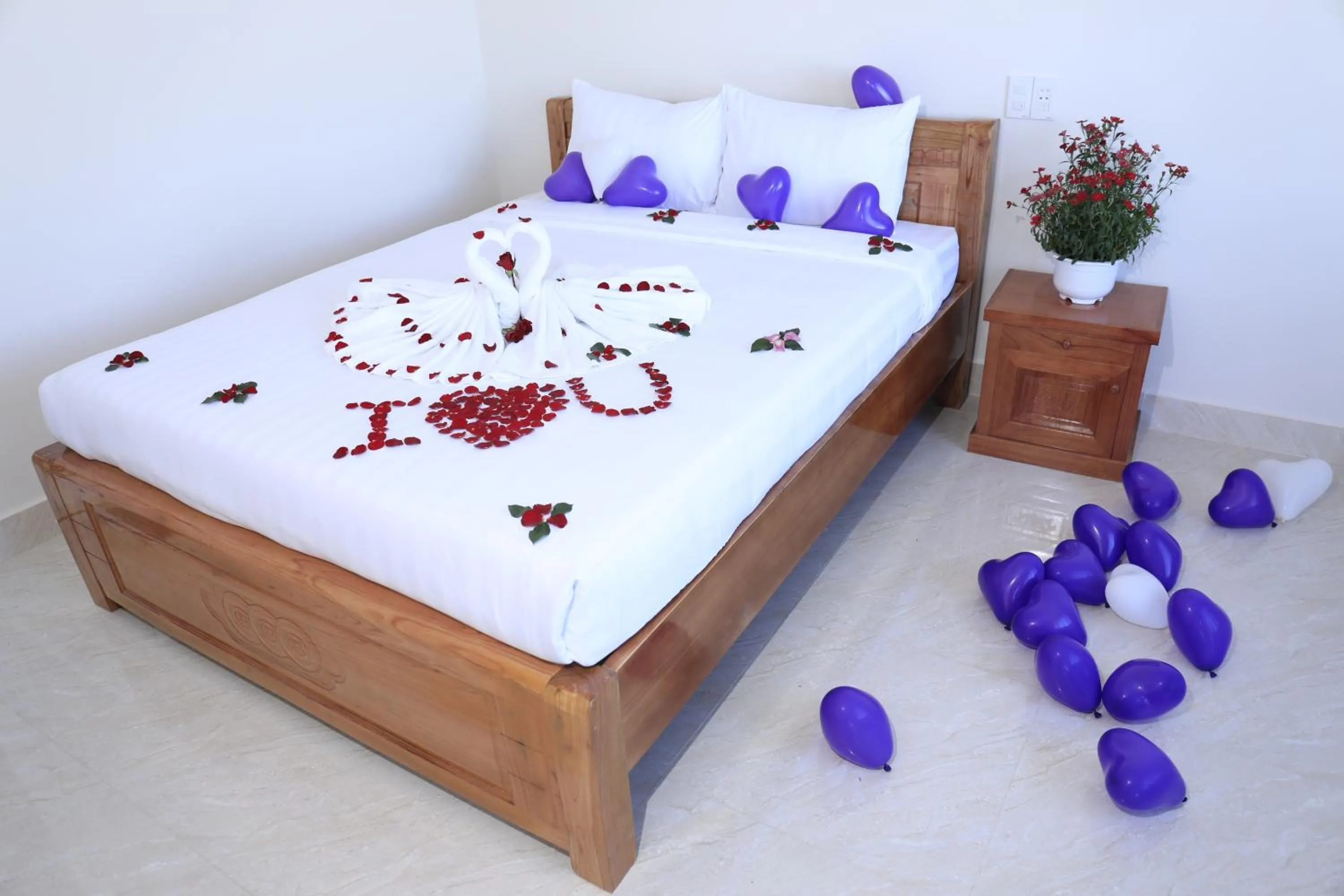 Bedroom, Bed in Da Lat Ngoi Sao Viet