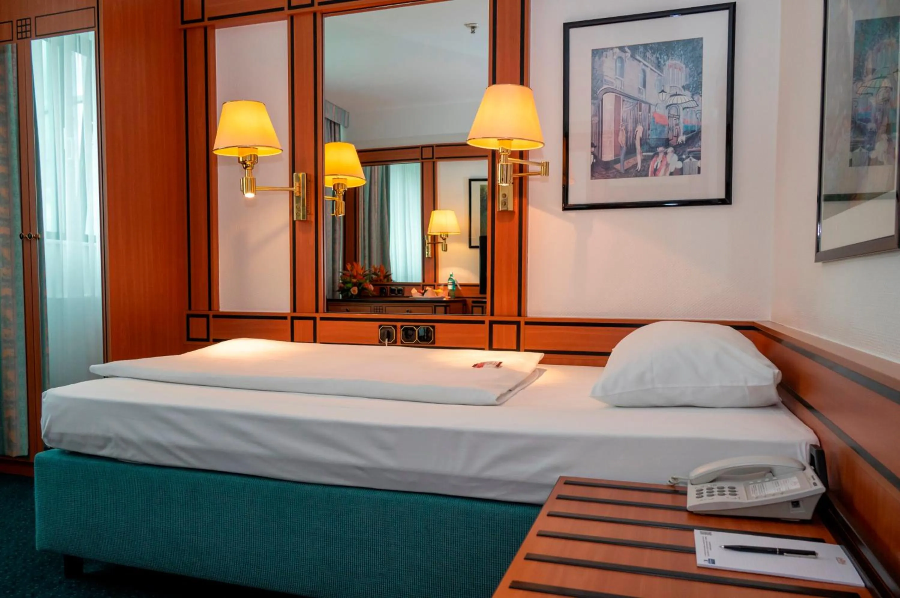 Bed in Hotel Amadeus Frankfurt