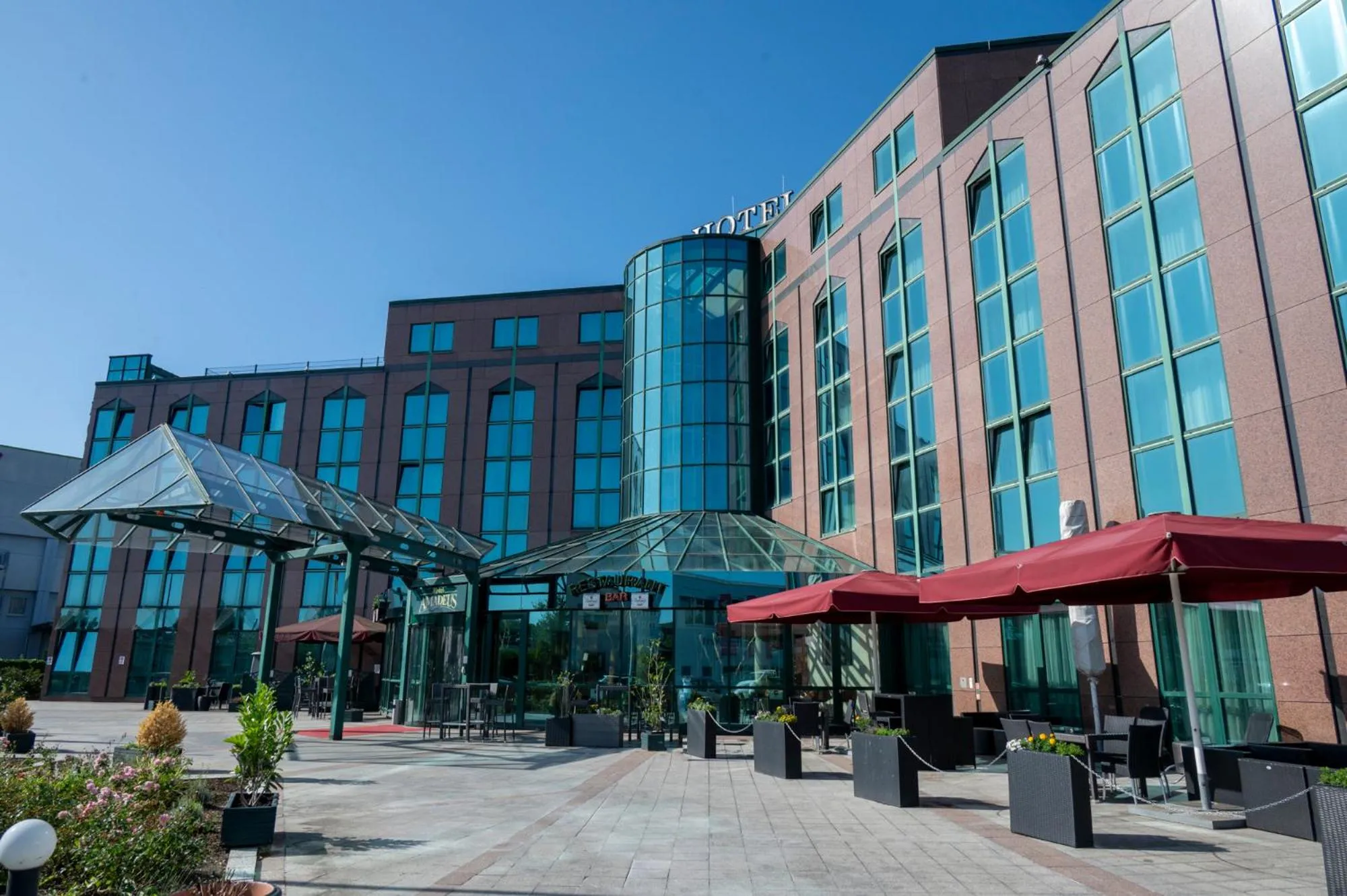 Property building in Hotel Amadeus Frankfurt