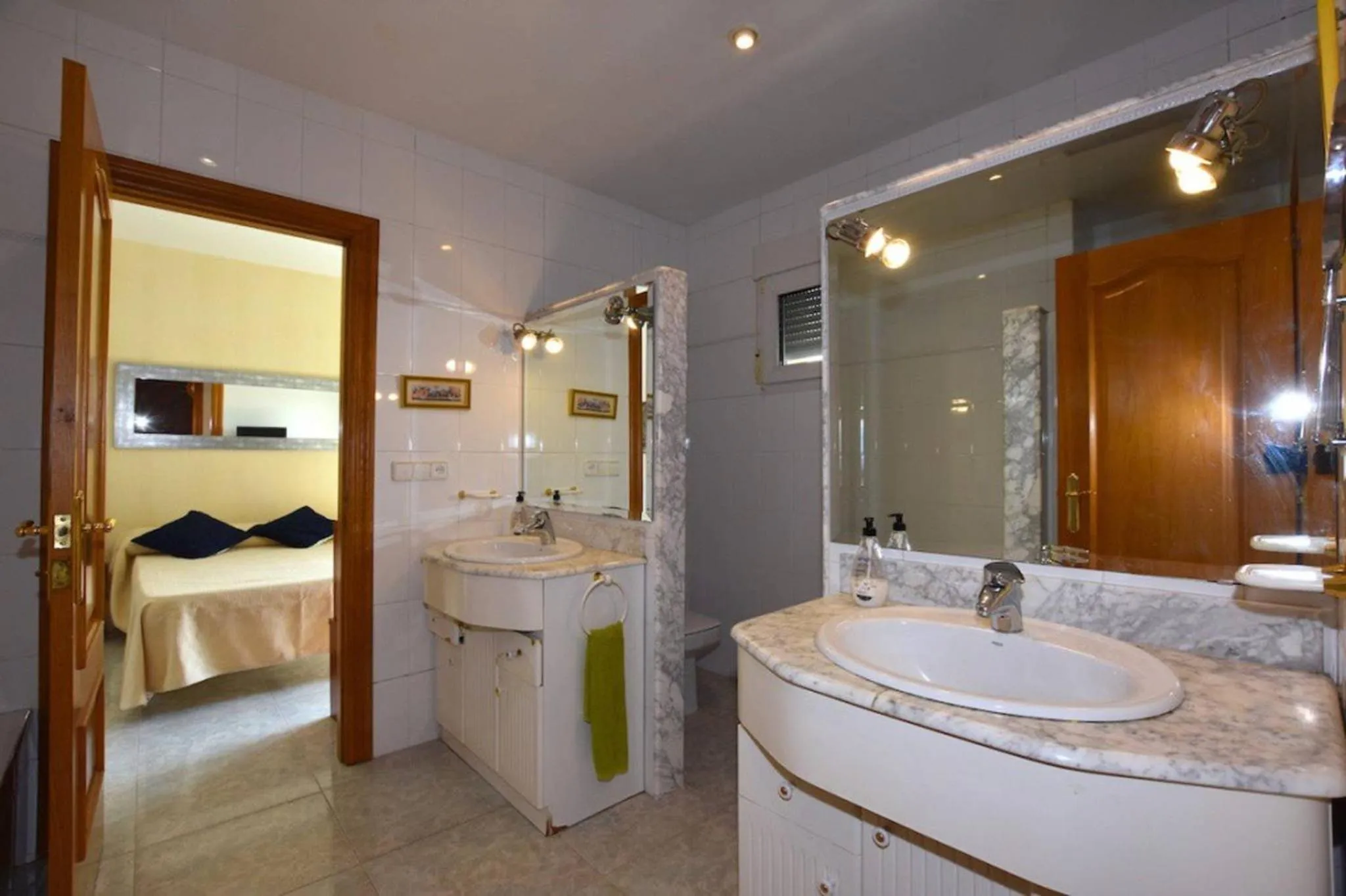 Bathroom in Torreta Of Gormaig, House with swimming pool