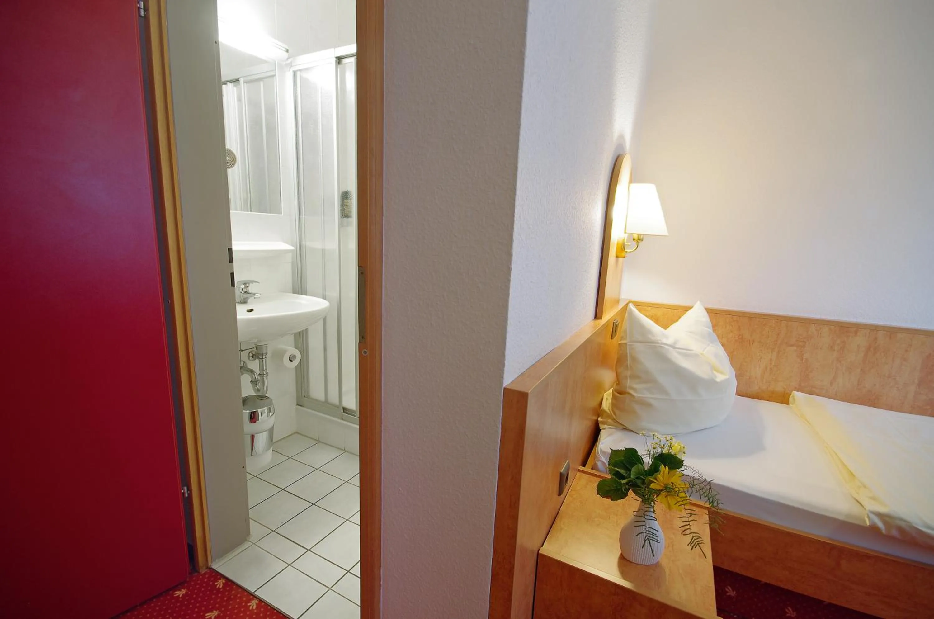 Bed in AVALON Hotelpark Königshof