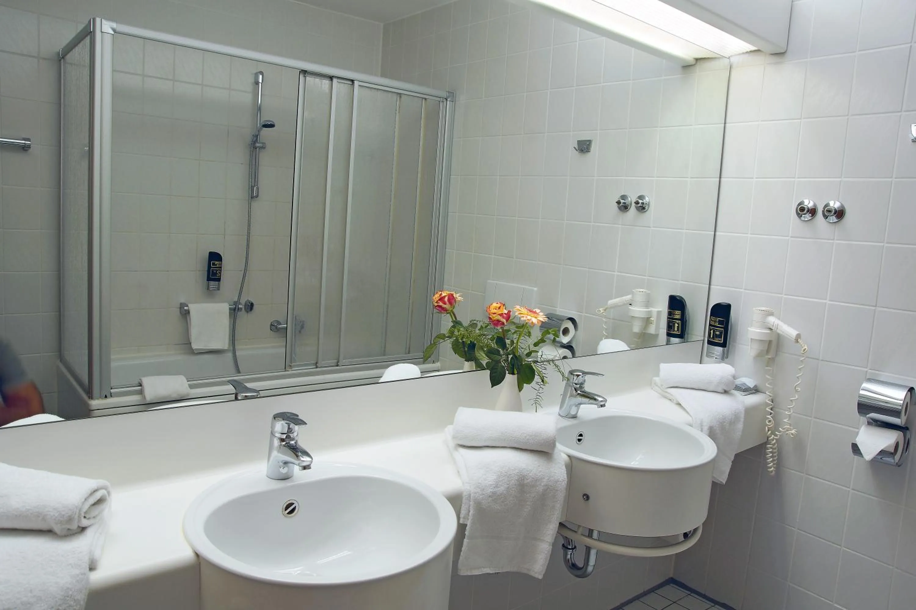 Bathroom in AVALON Hotelpark Königshof