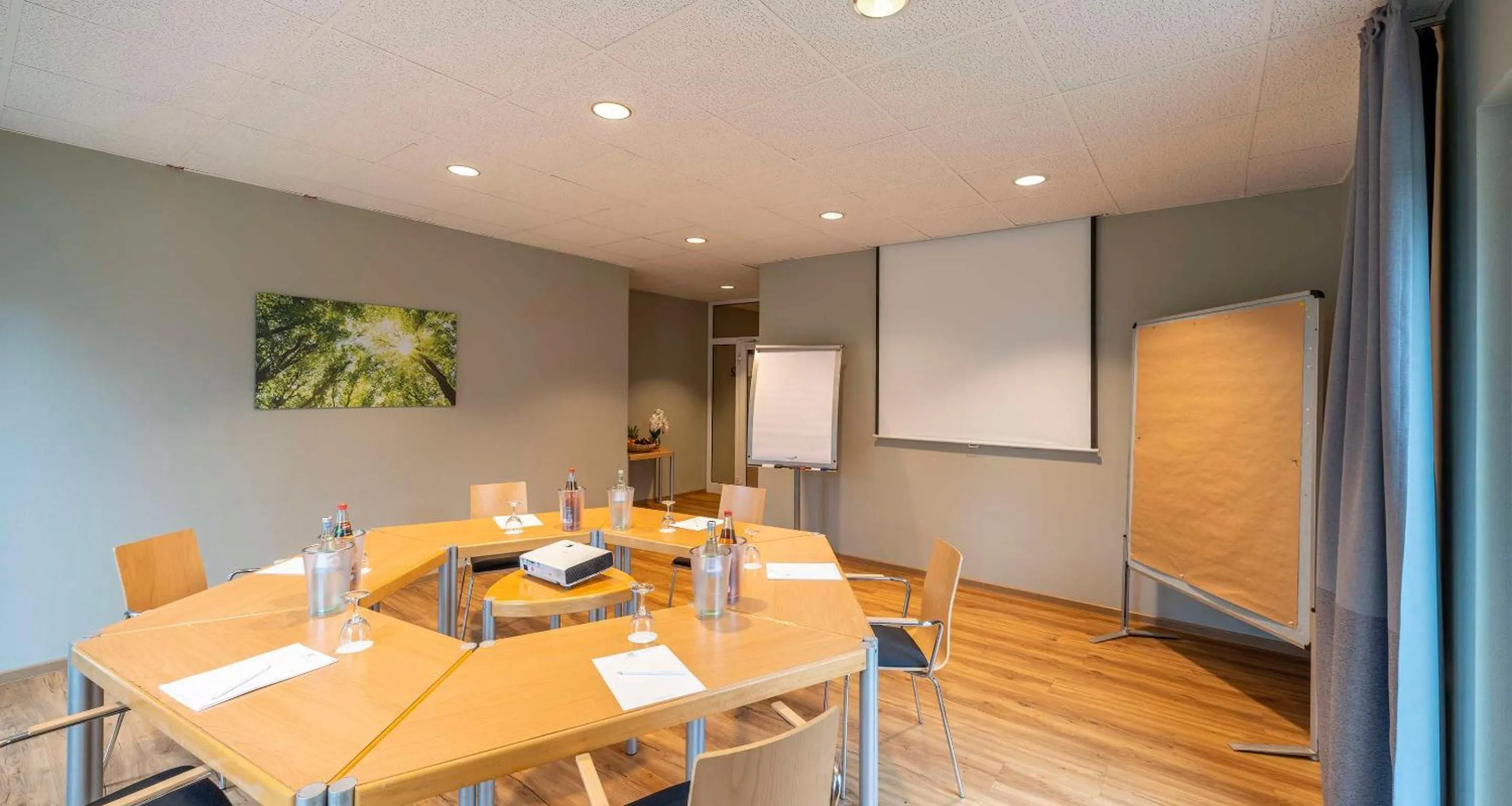 Meeting/conference room in Sure Hotel by Best Western Hilden-Düsseldorf
