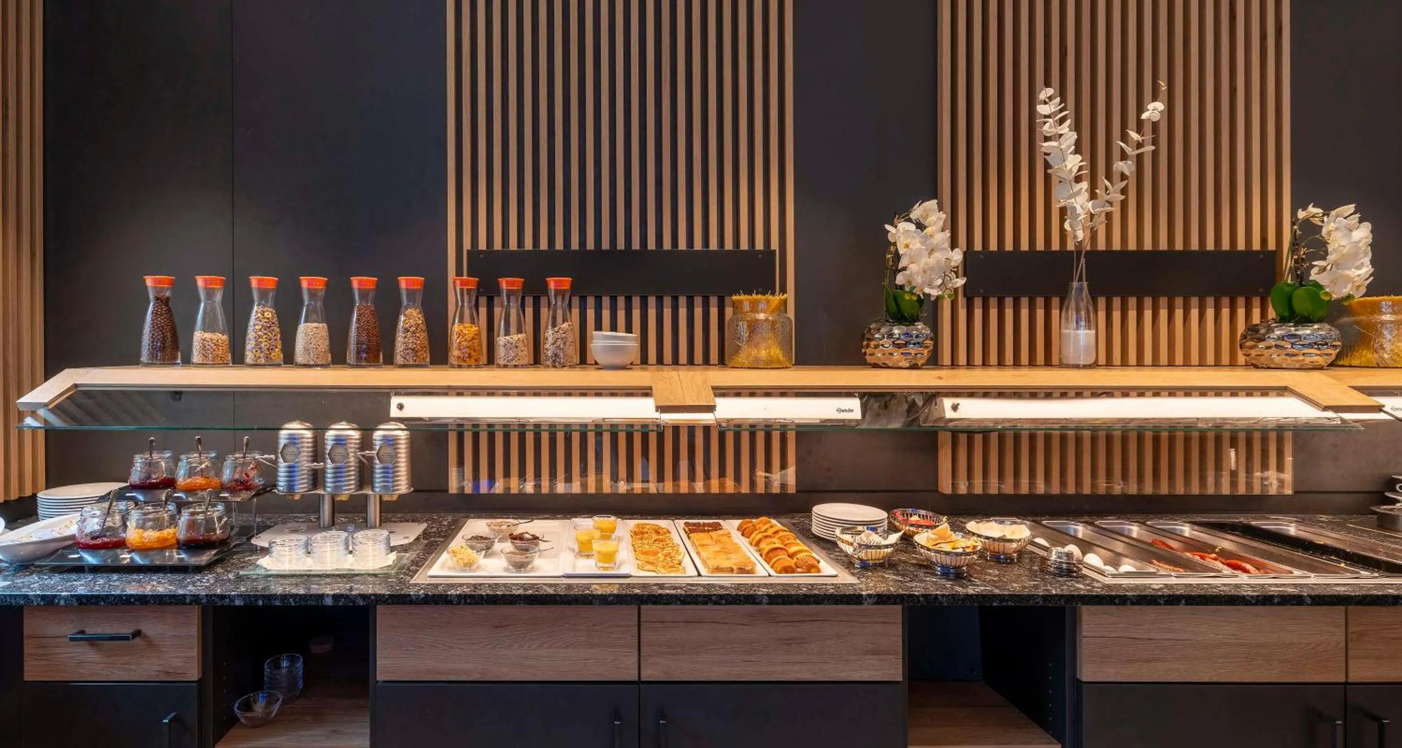 Food and drinks in Sure Hotel by Best Western Hilden-Düsseldorf